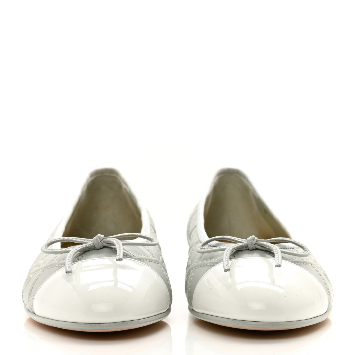 Lambskin Patent Double Stitched CC Cap Toe Ballerina Flats 37.5 Grey