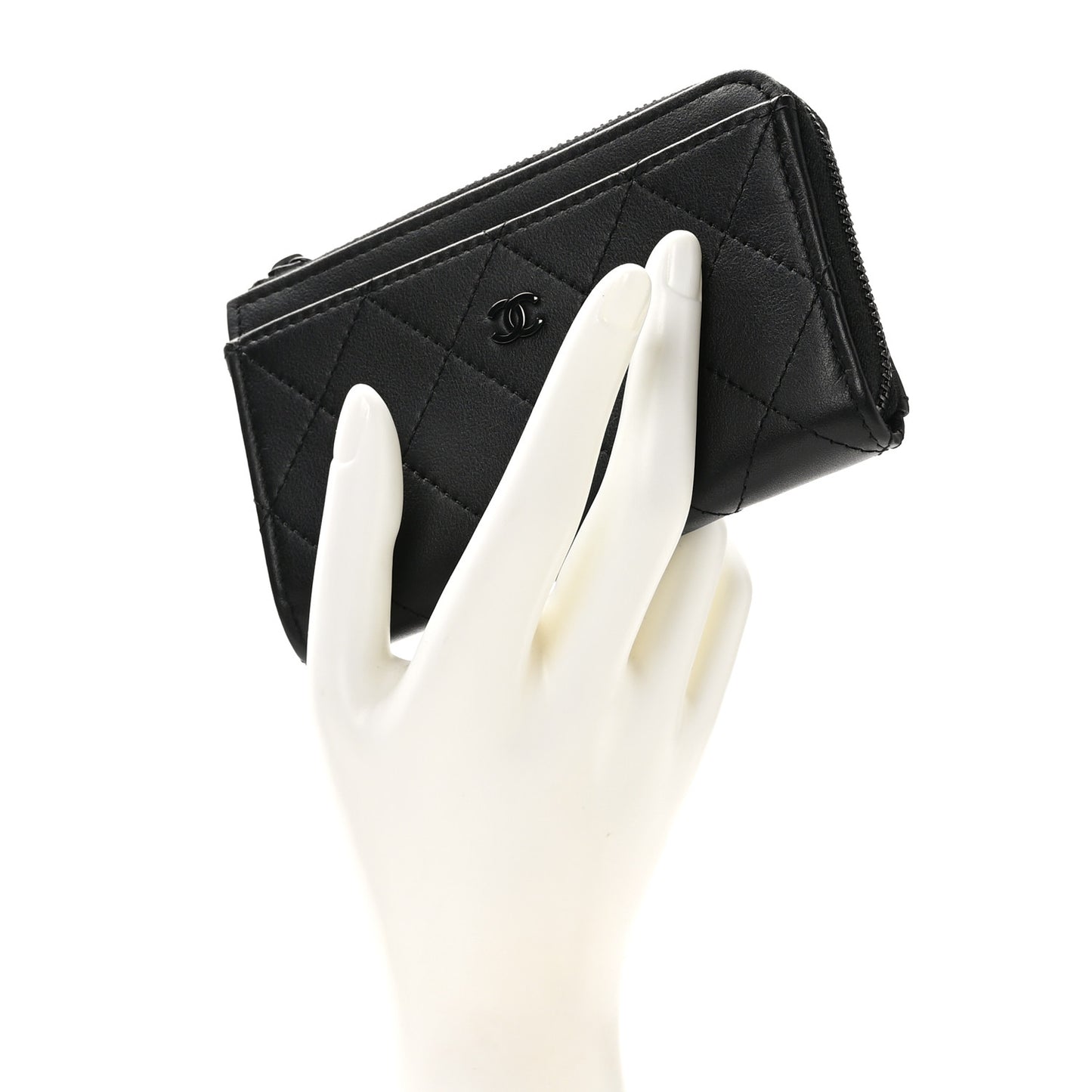 Lambskin Quilted Zip Card Holder So Black