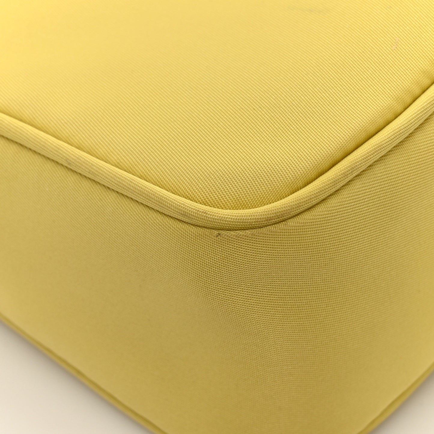 Tessuto Nylon Saffiano Mini Re-Edition 2000 Bag Ananas