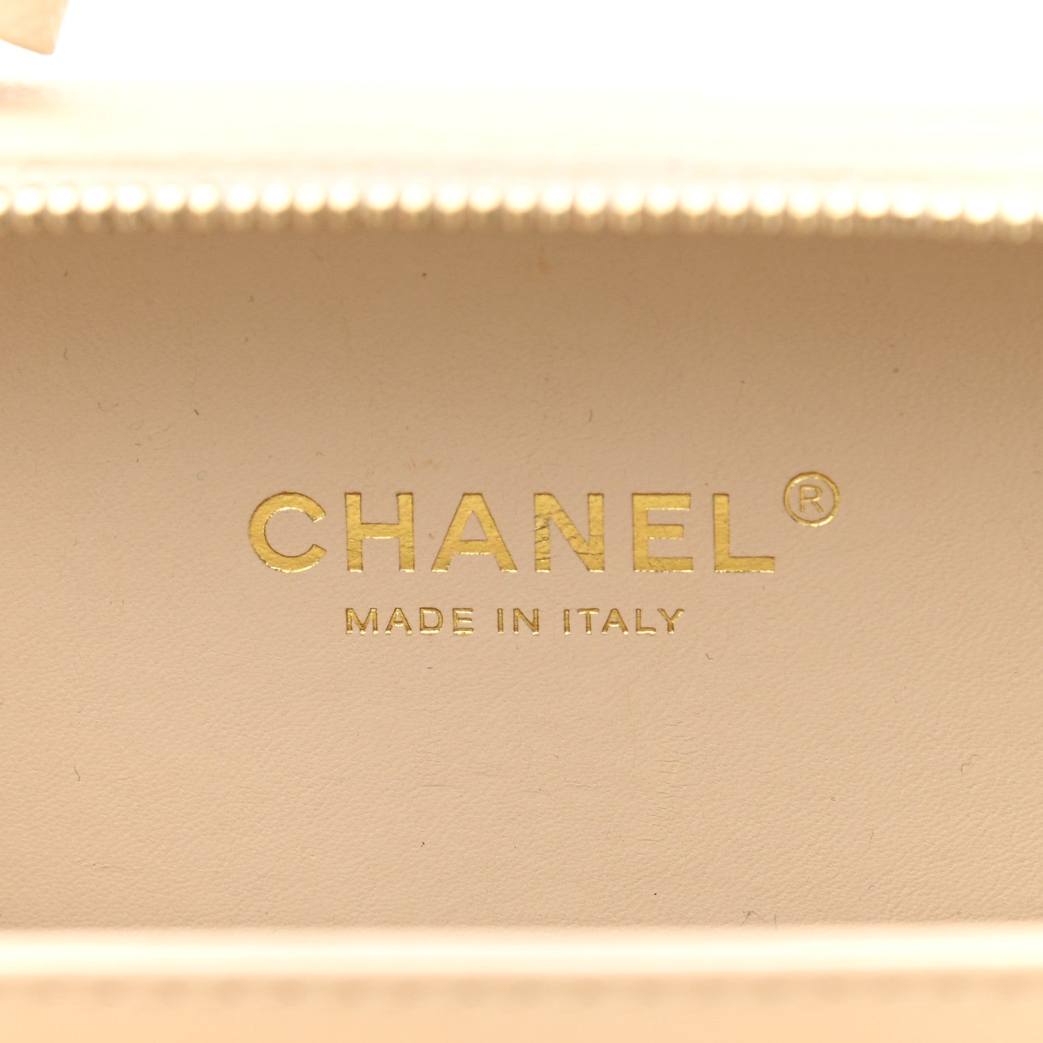 Chanel Caviar Quilted Small CC Filigree Vanity Case White 6 of 15