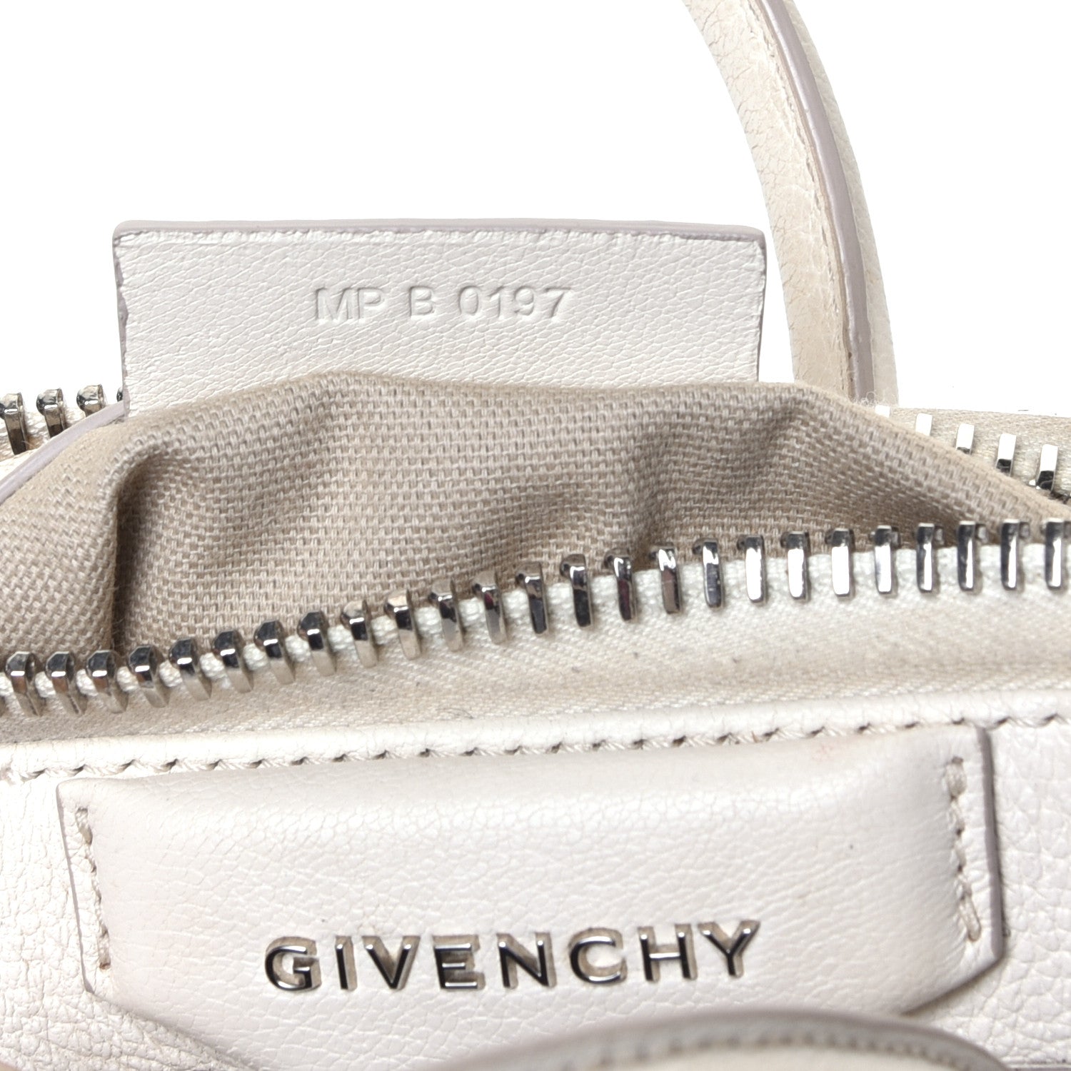 Givenchy Sugar Goatskin Small Antigona Off White 9 of 13