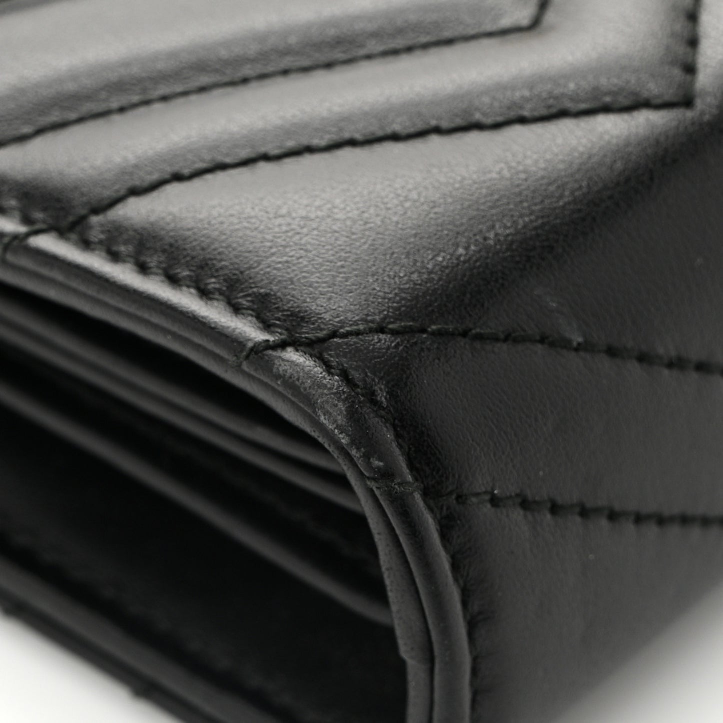Calfskin Matelasse GG Marmont Chain Wallet Black