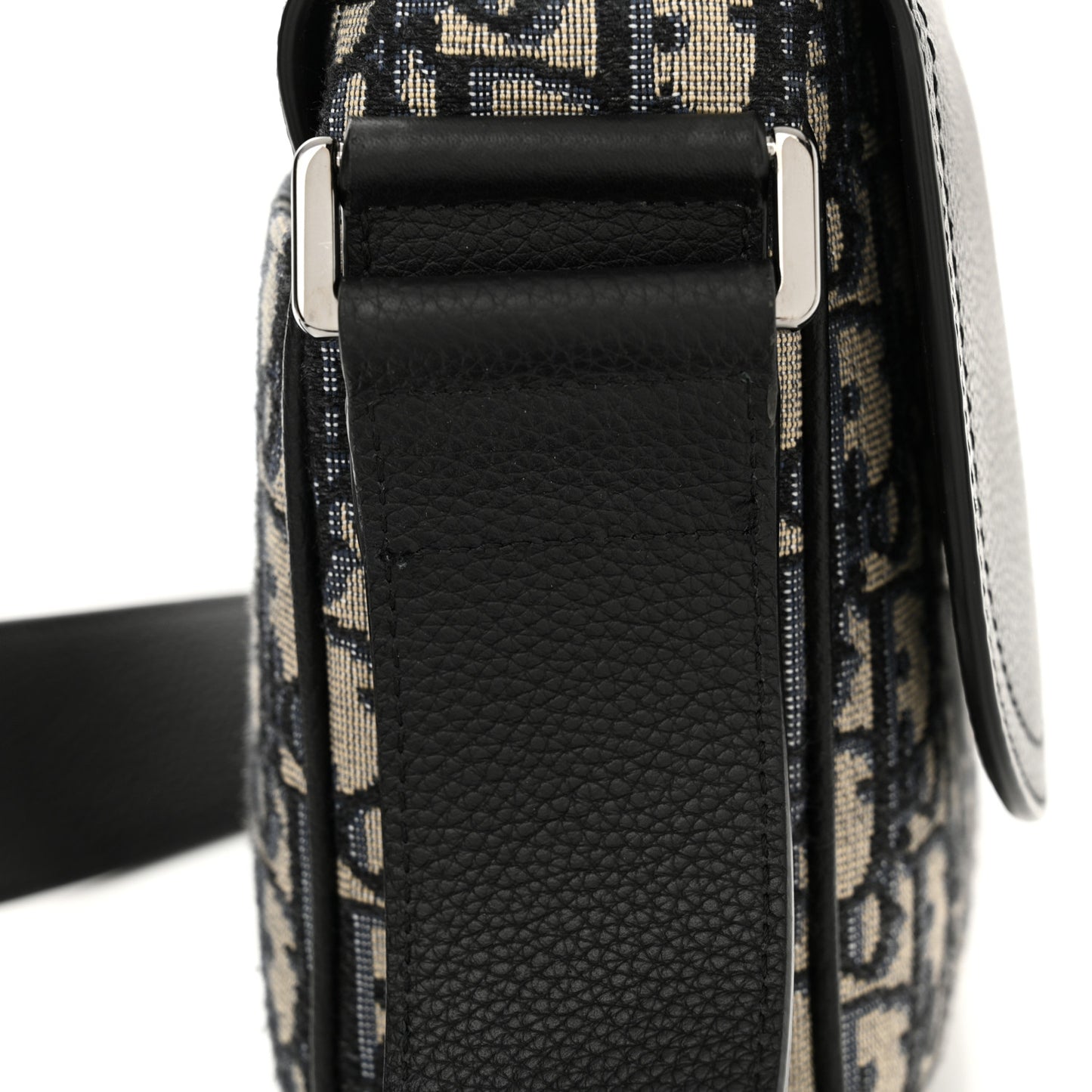 Grained Calfskin Oblique Mini Saddle Messenger Black