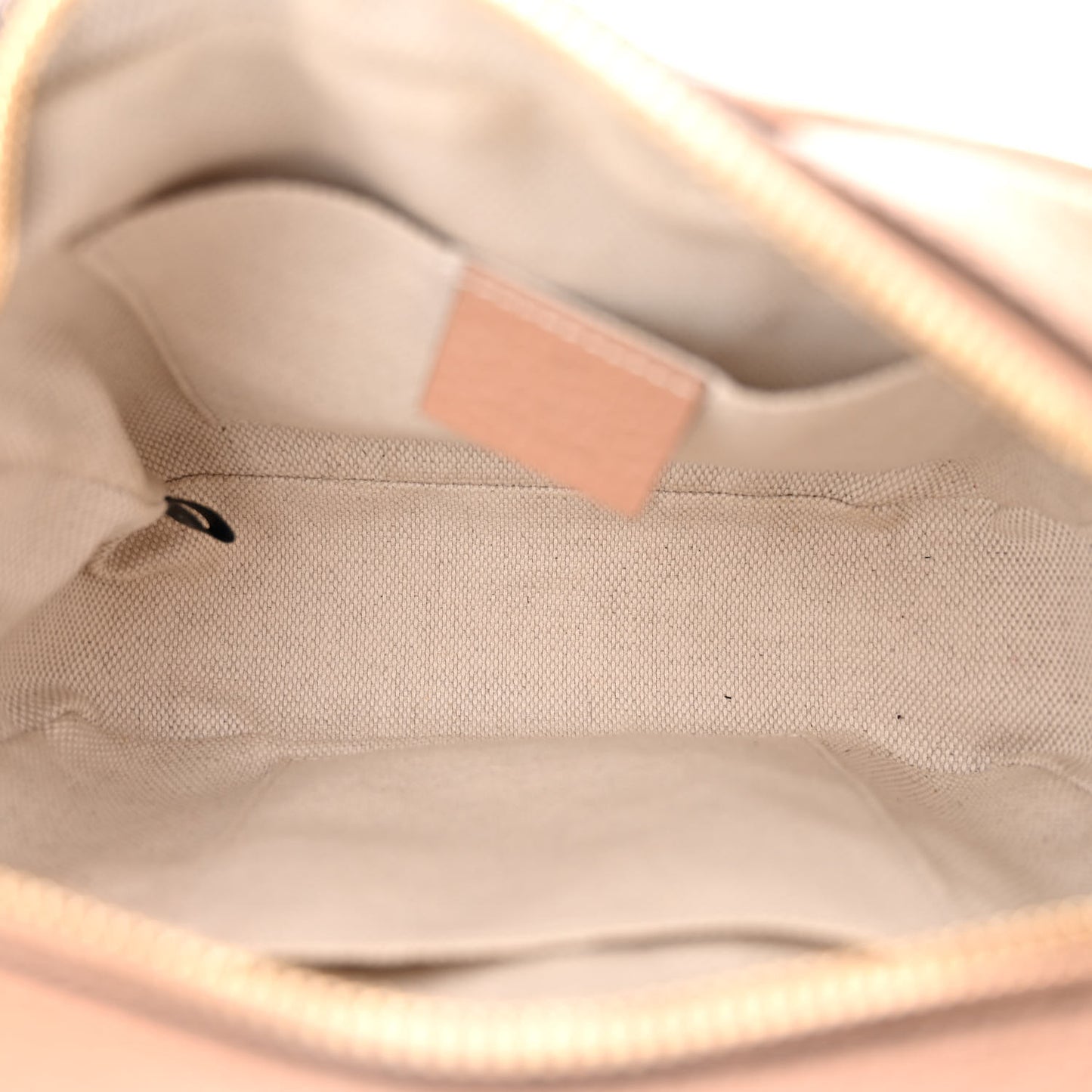 Pebbled Calfskin Small Soho Disco Bag Camelia