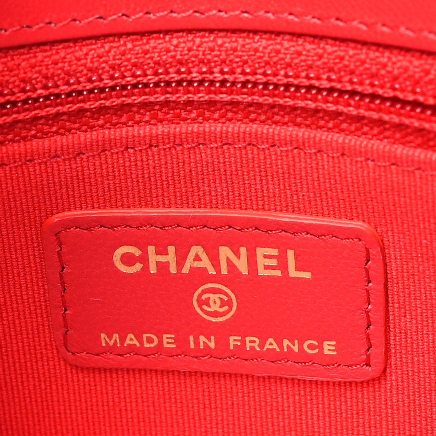 Lambskin Chevron Stitched Flap White Red
