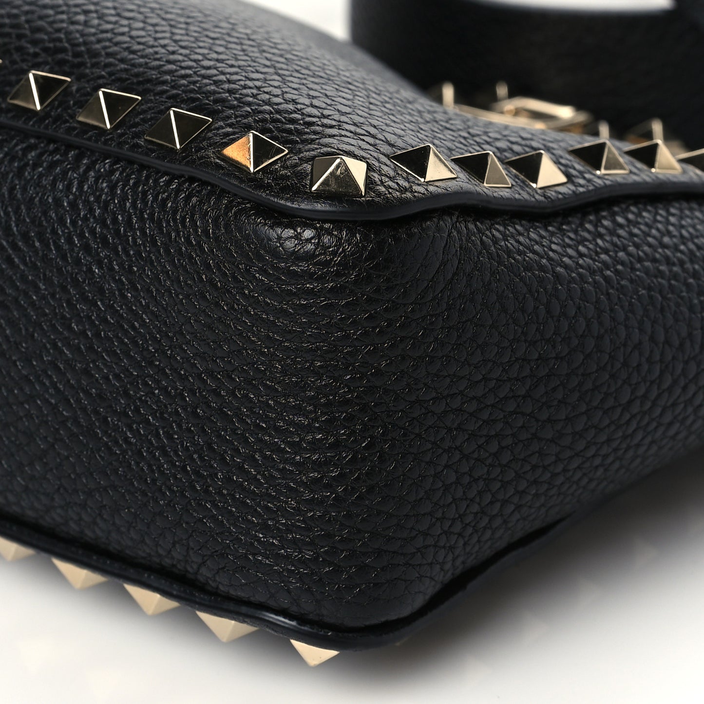 Pebbled Calfskin Mini Rockstud Flip-Lock Messenger Bag Black