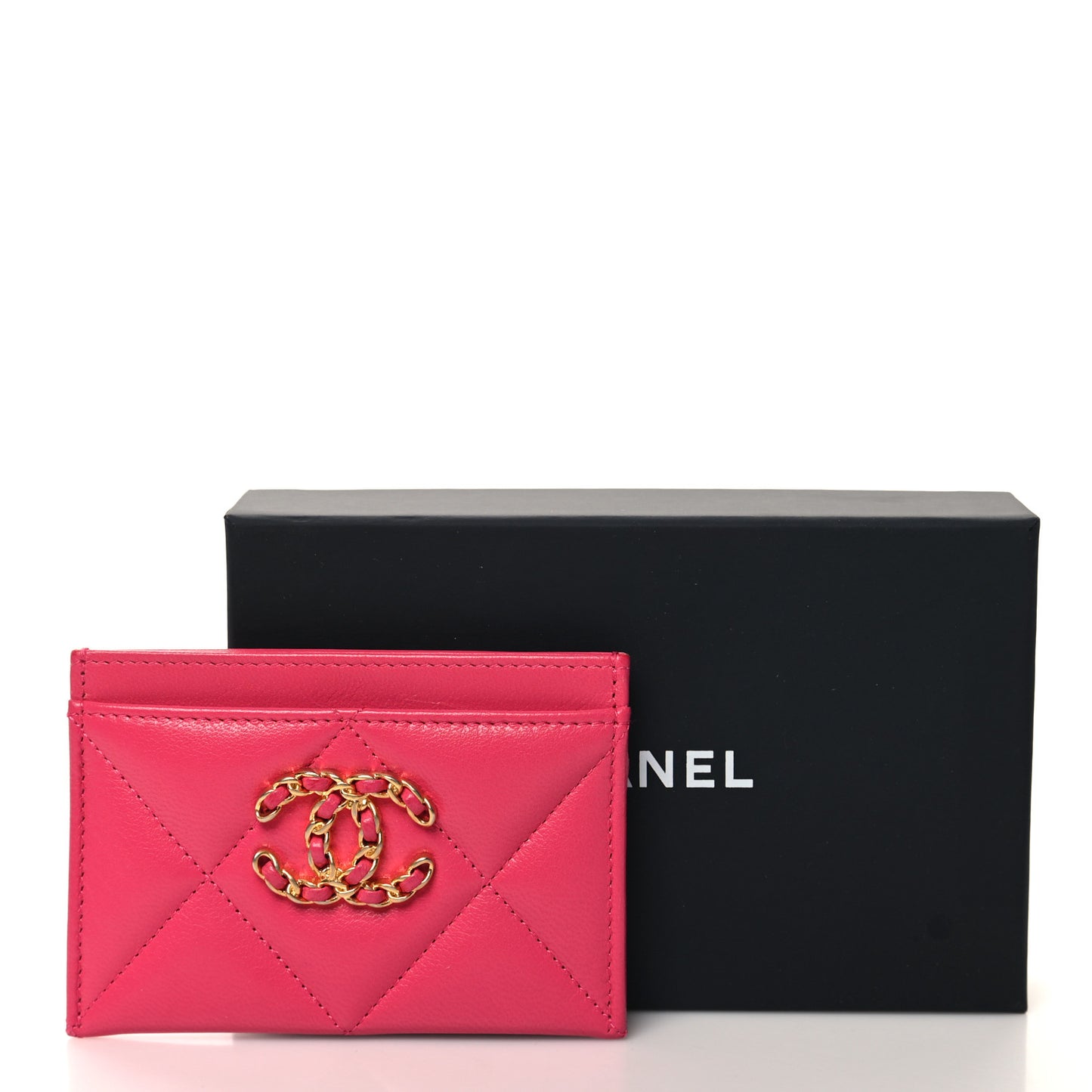 Lambskin Quilted Chanel 19 Card Holder Dark Pink
