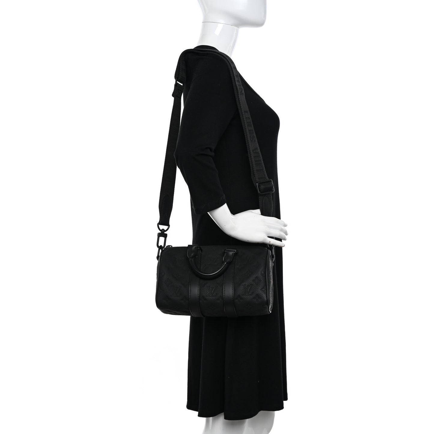 Monogram Taurillon Keepall Bandouliere 25 Black