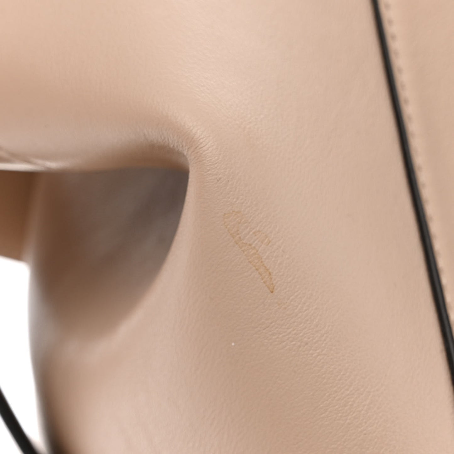 Soft Calfskin Medium Soft Antigona Dune