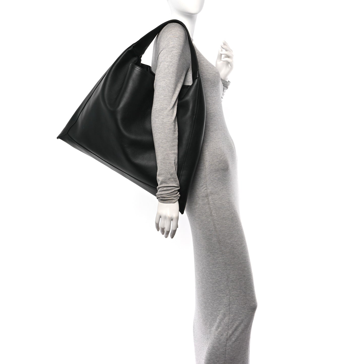 Silky Calfskin Large Hop Black