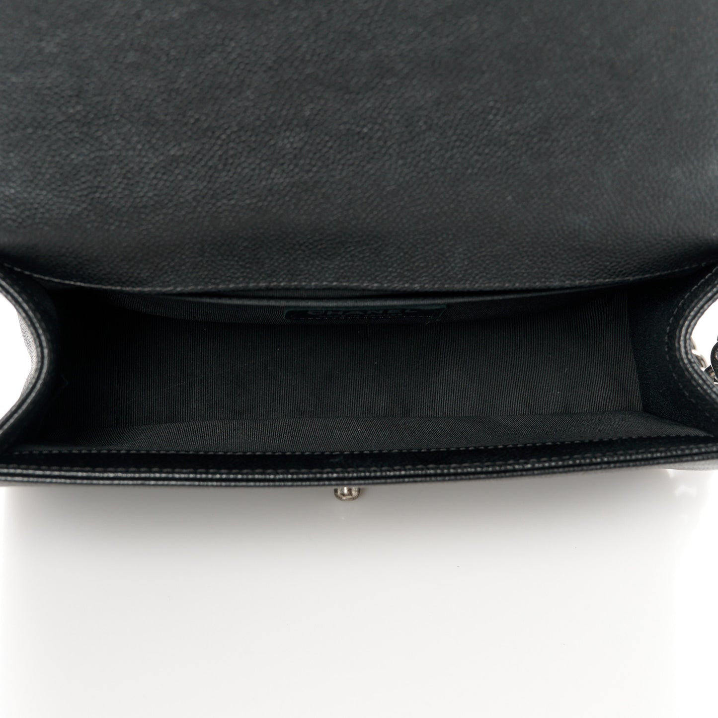 Caviar Quilted Medium Boy Flap Black
