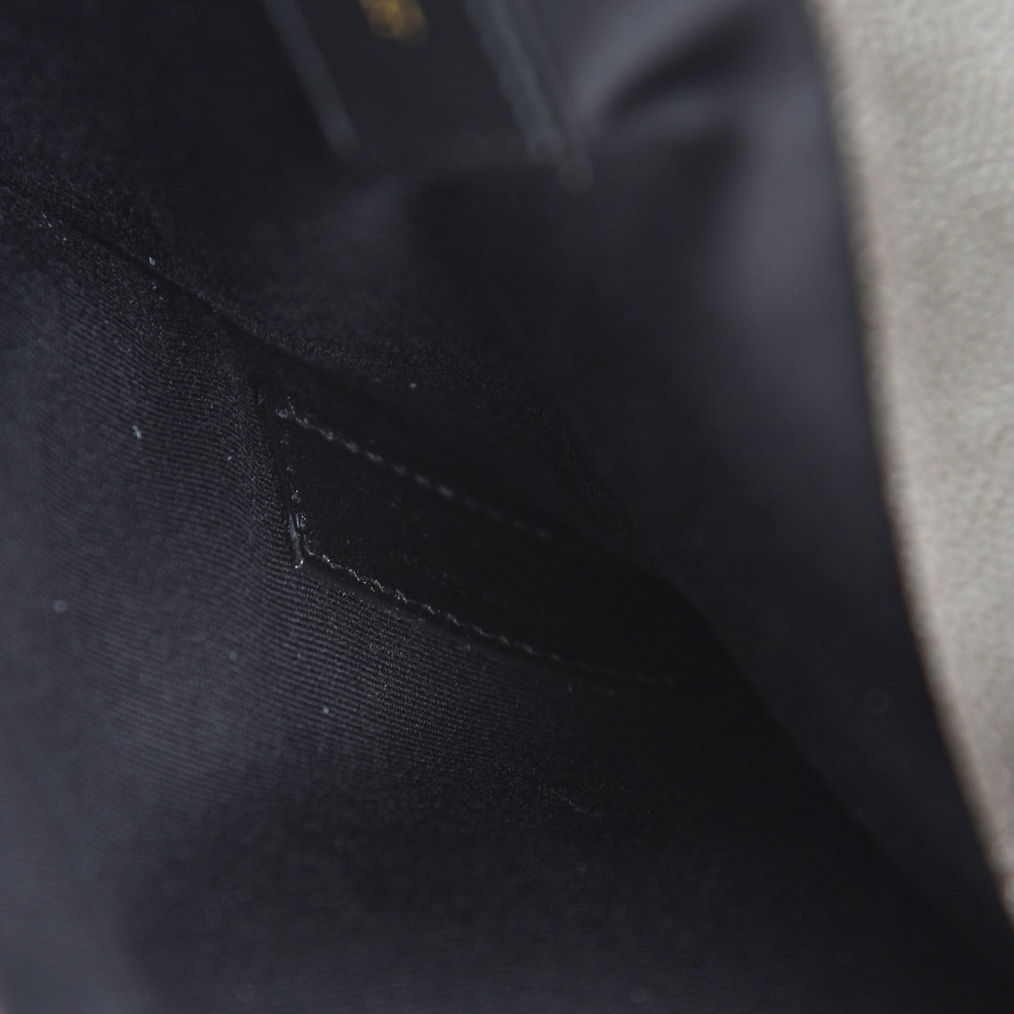 Grain De Poudre Uptown Pouch Pebble