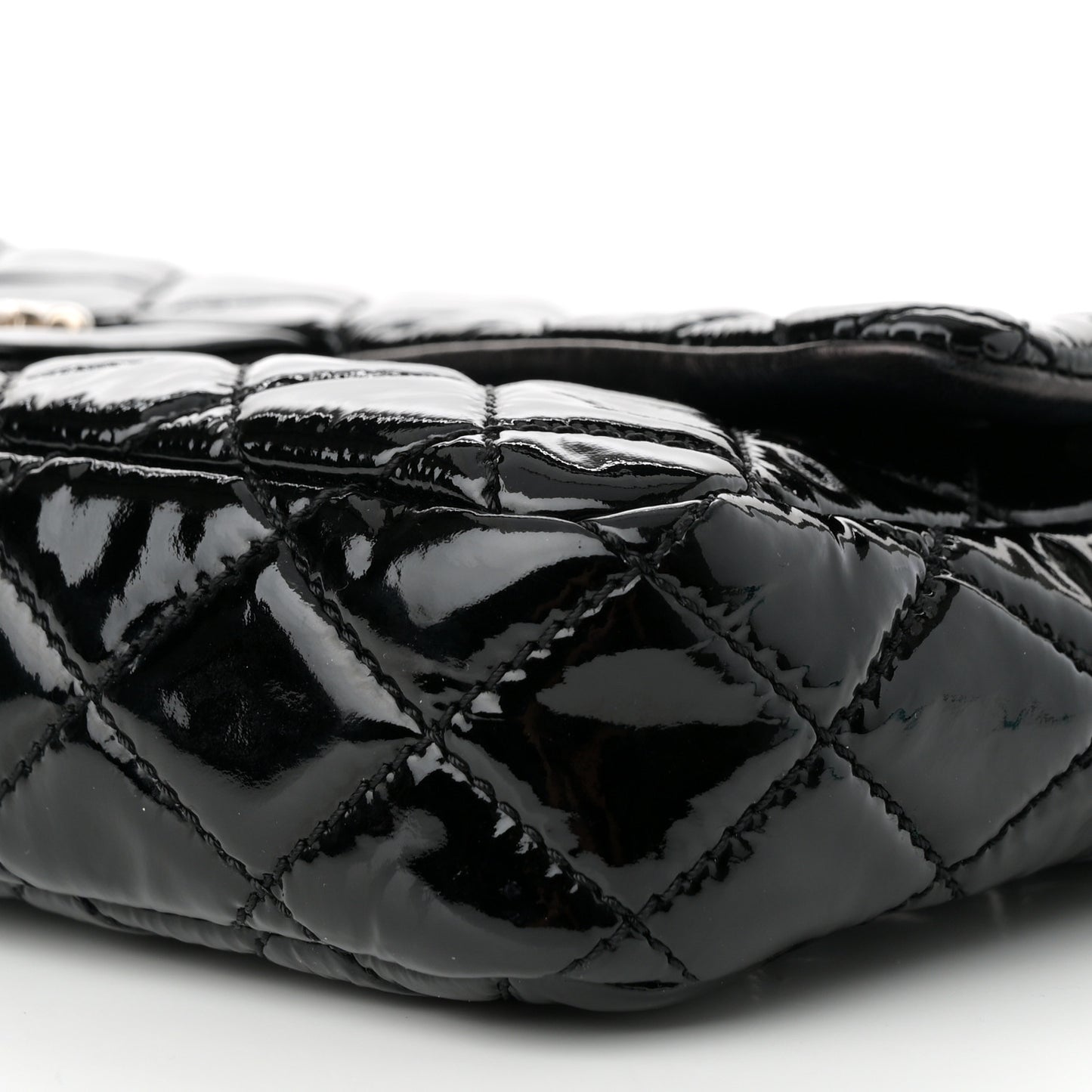Patent Quilted Medium Single Flap Black