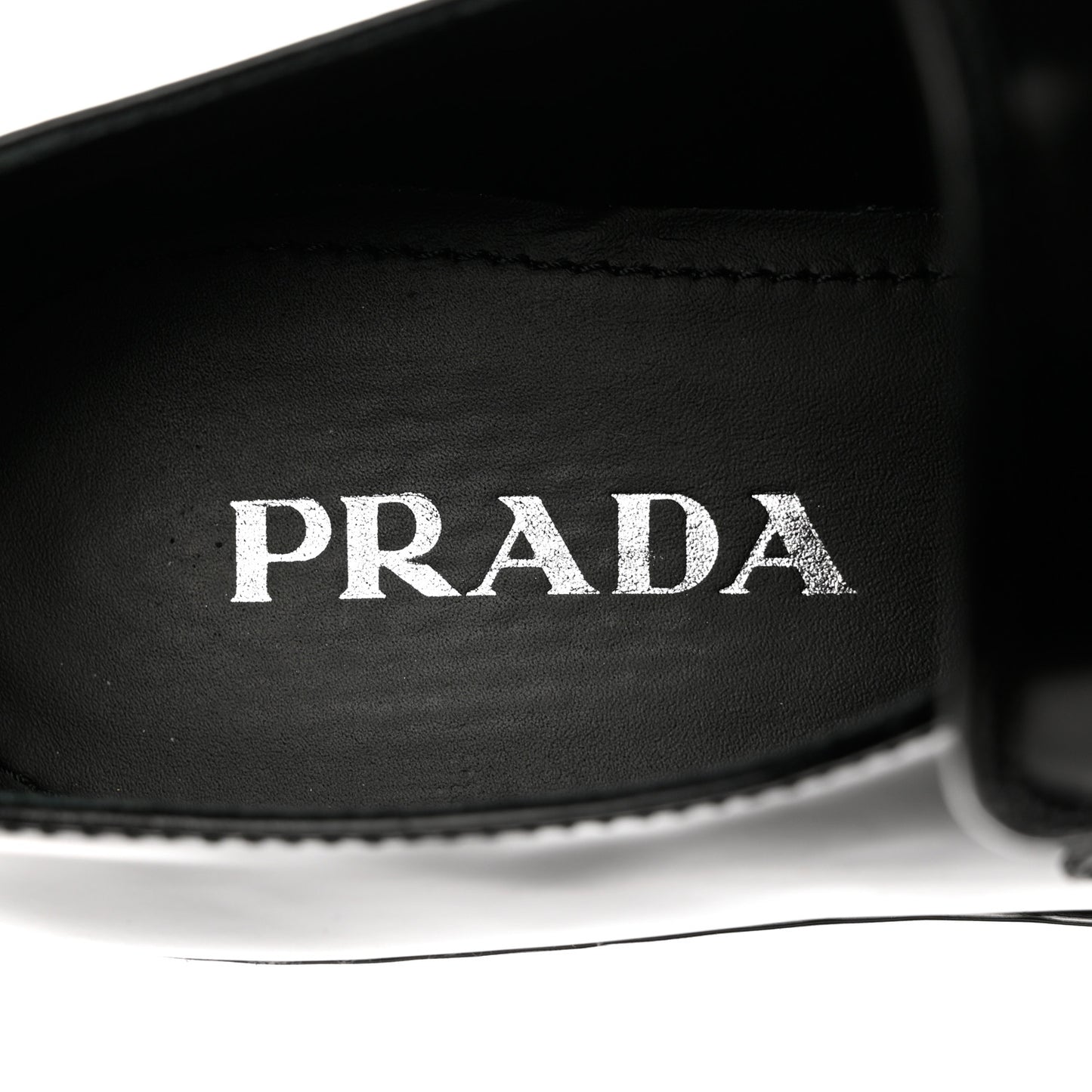 Spazzolato Metal Triangle Logo 50mm Loafers 39 Black