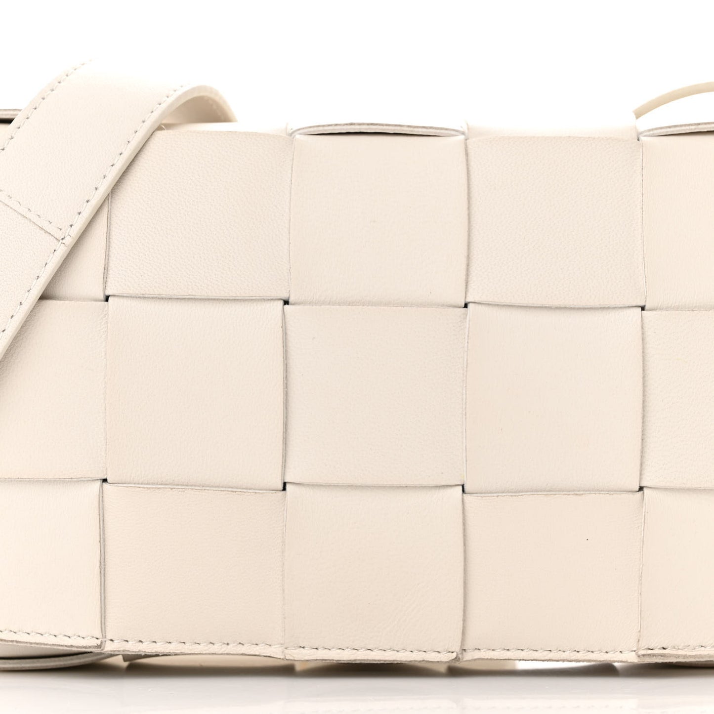 Lambskin Maxi Intrecciato Small Cassette Crossbody Bag White