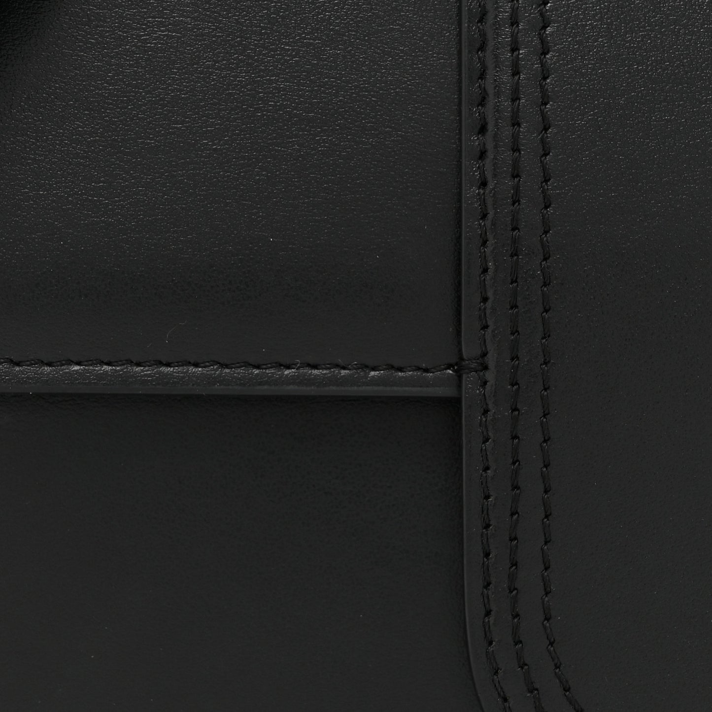 Smooth Calfskin Le Grand Bambino Black