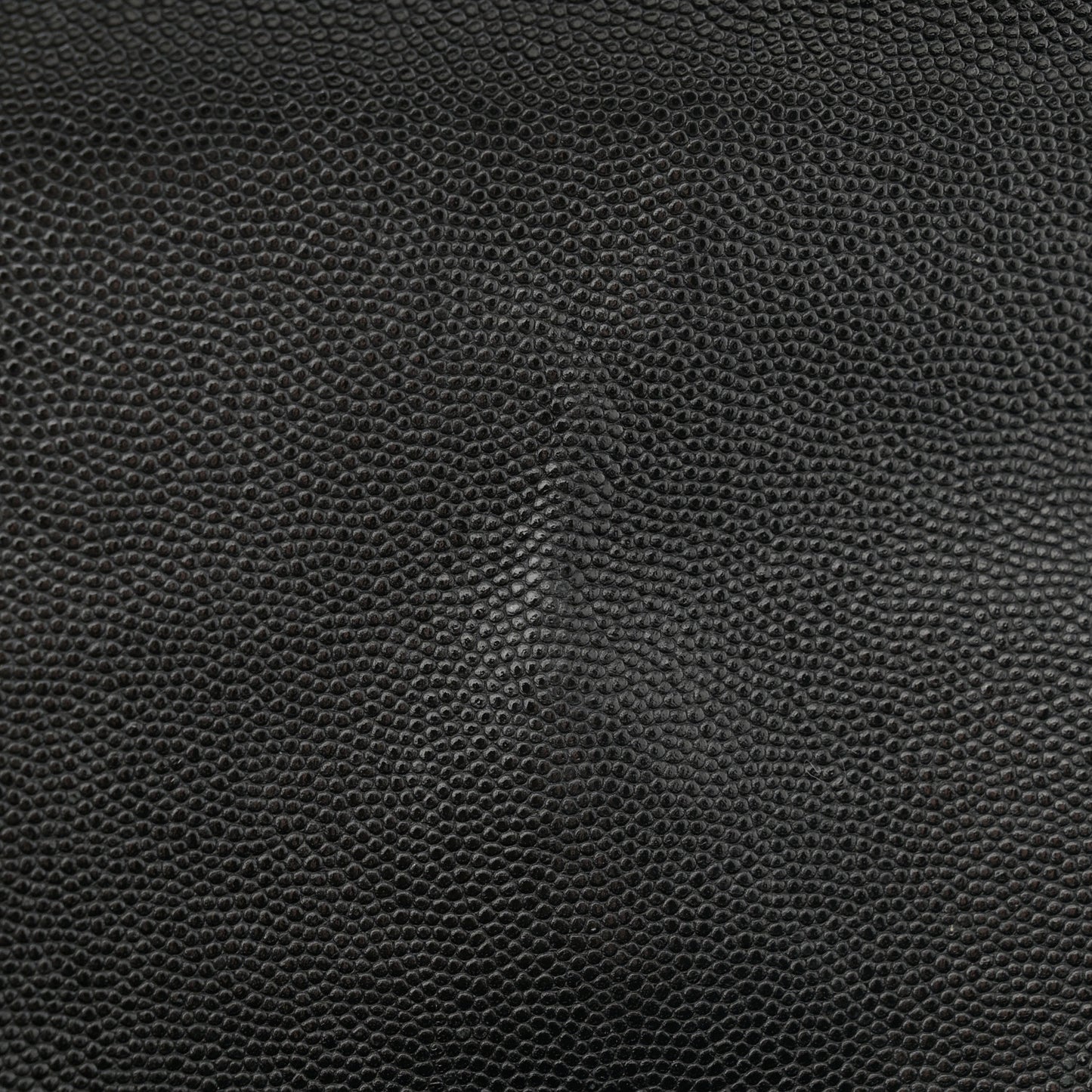 Caviar Quilted Medium Boy Flap Black