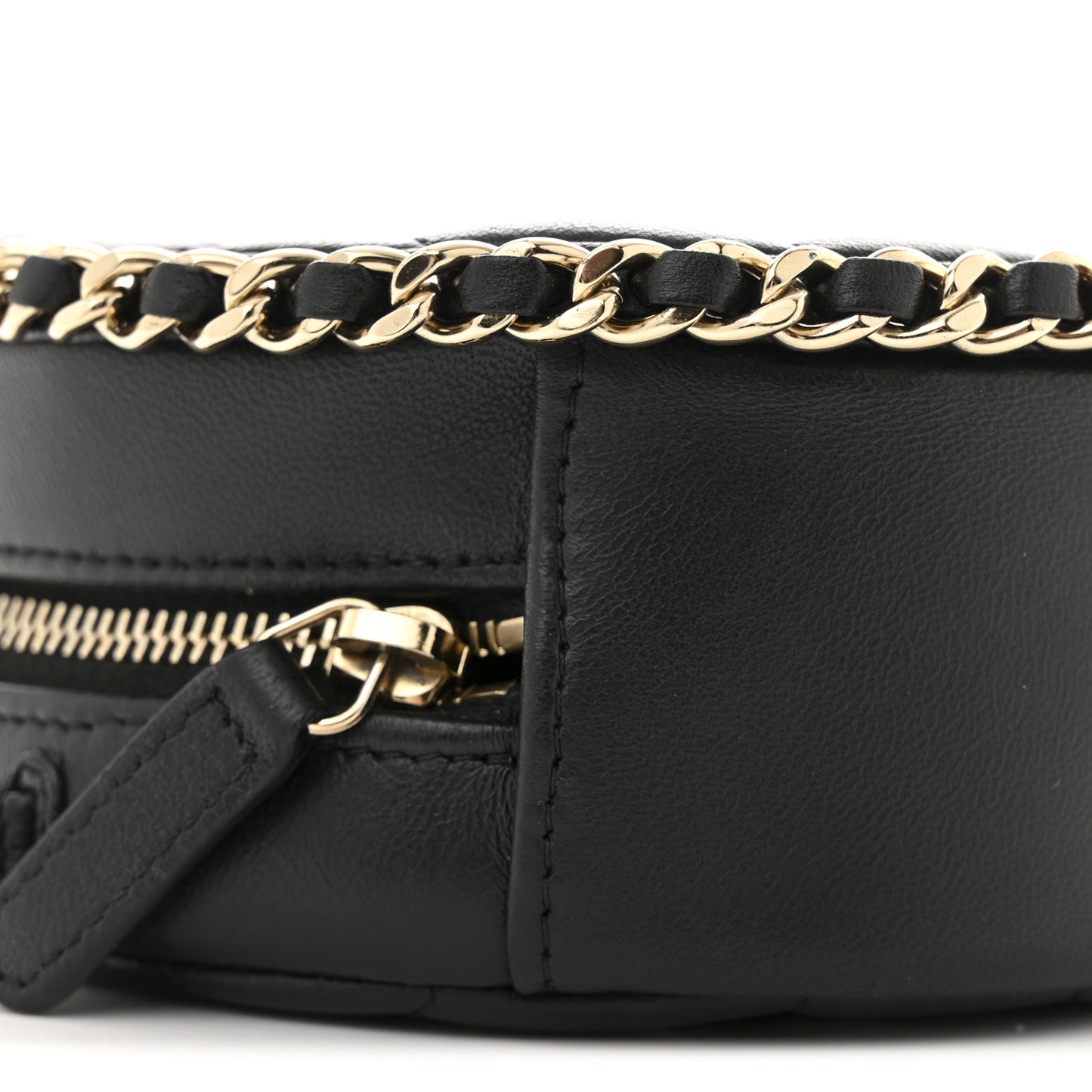 Lambskin Quilted Chain Around CC Round Clutch With Chain Black