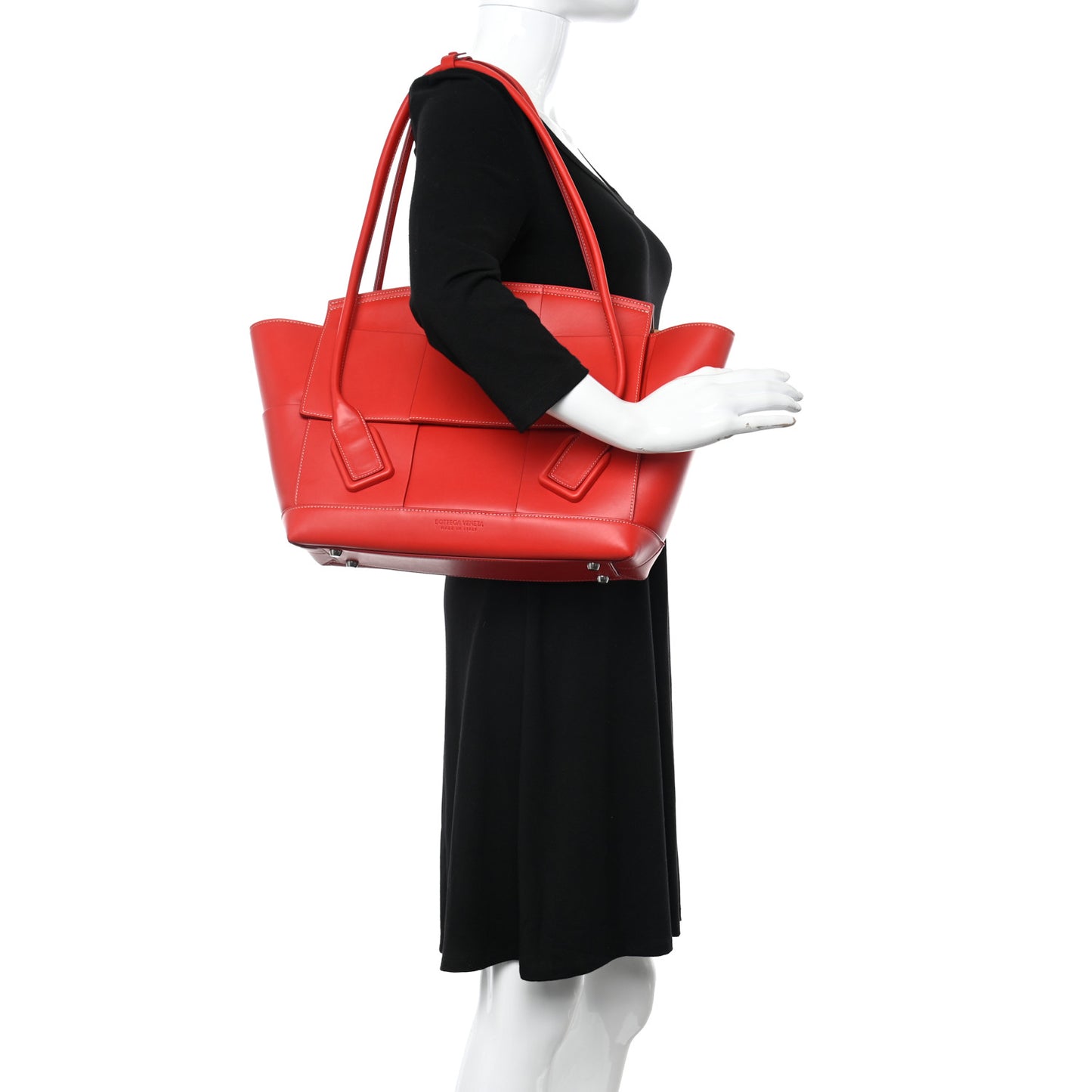 French Calfskin Maxi Intrecciato Medium Arco Red