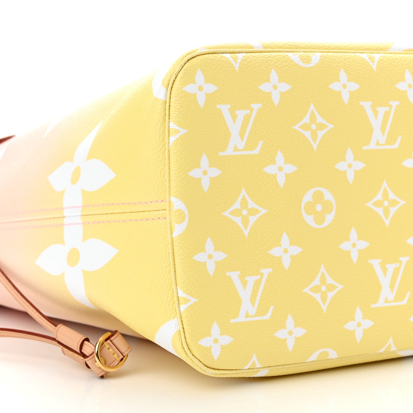 Monogram Giant By The Pool Neverfull MM Light Pink