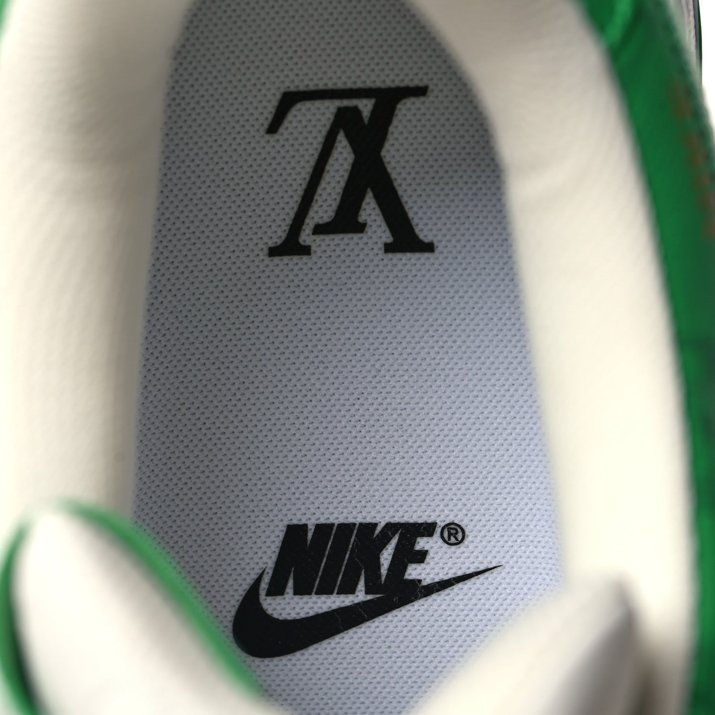 X NIKE AIR FORCE 1 Calfskin Monogram Mens Low Top Sneakers 8.5 Green