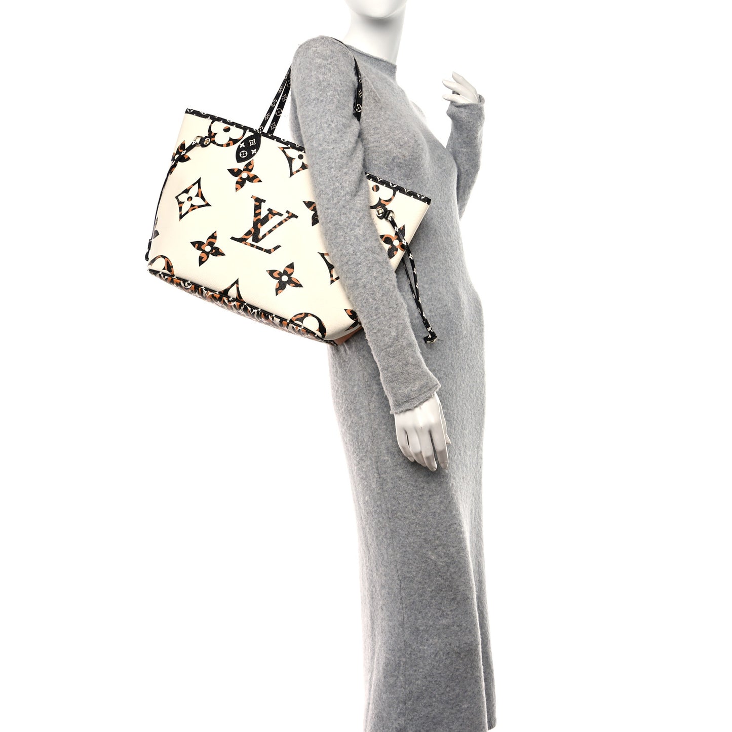 LOUIS VUITTON Monogram Giant Jungle Neverfull MM Ivory