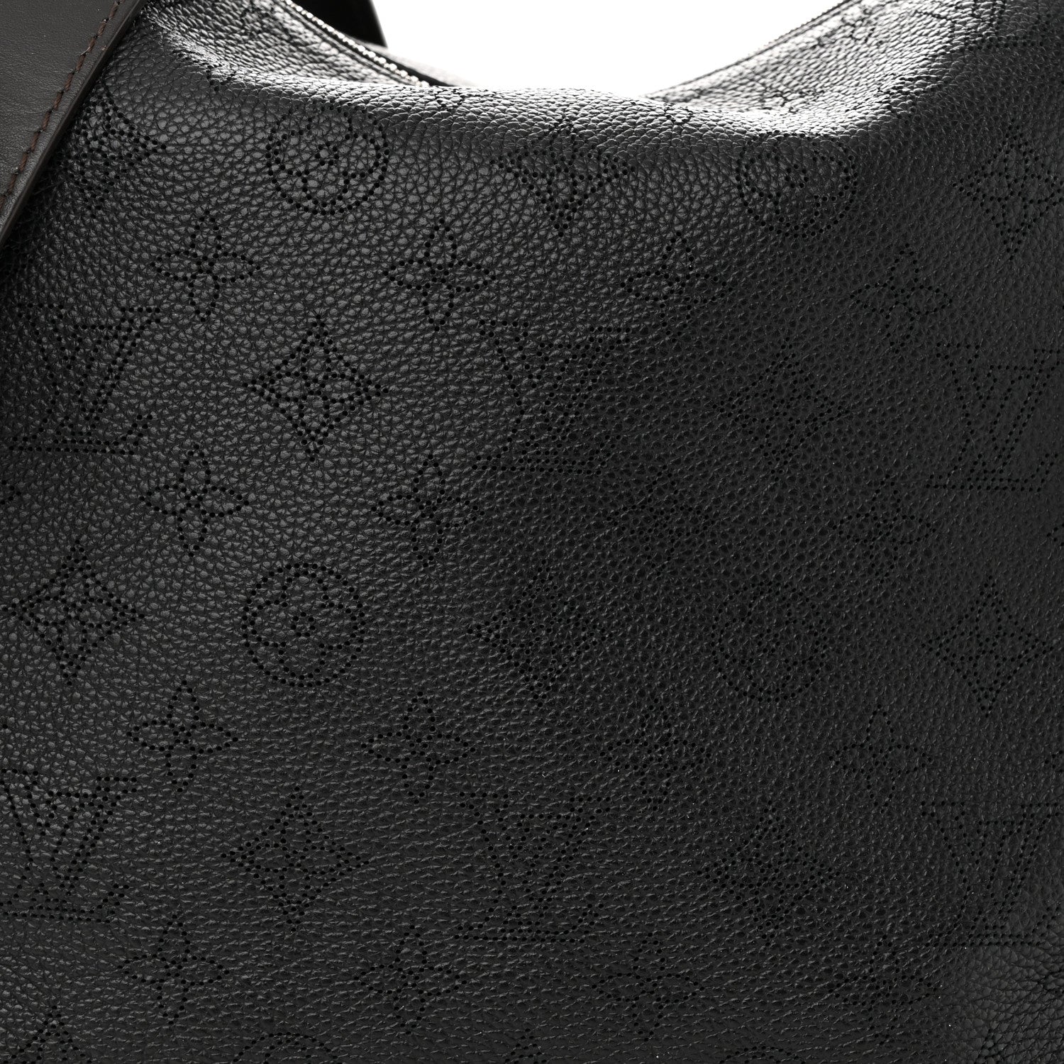 Louis Vuitton Mahina Beaubourg Hobo MM Black 8 of 12