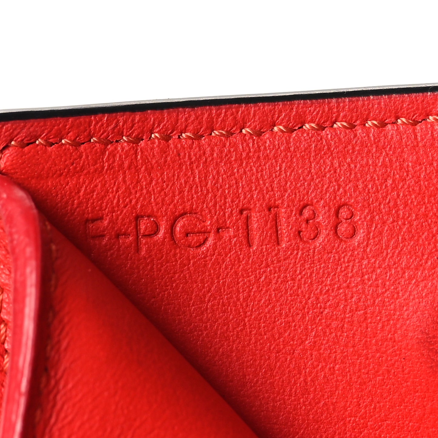 Drummed Calfskin Small Multifunction Folded Wallet Dune