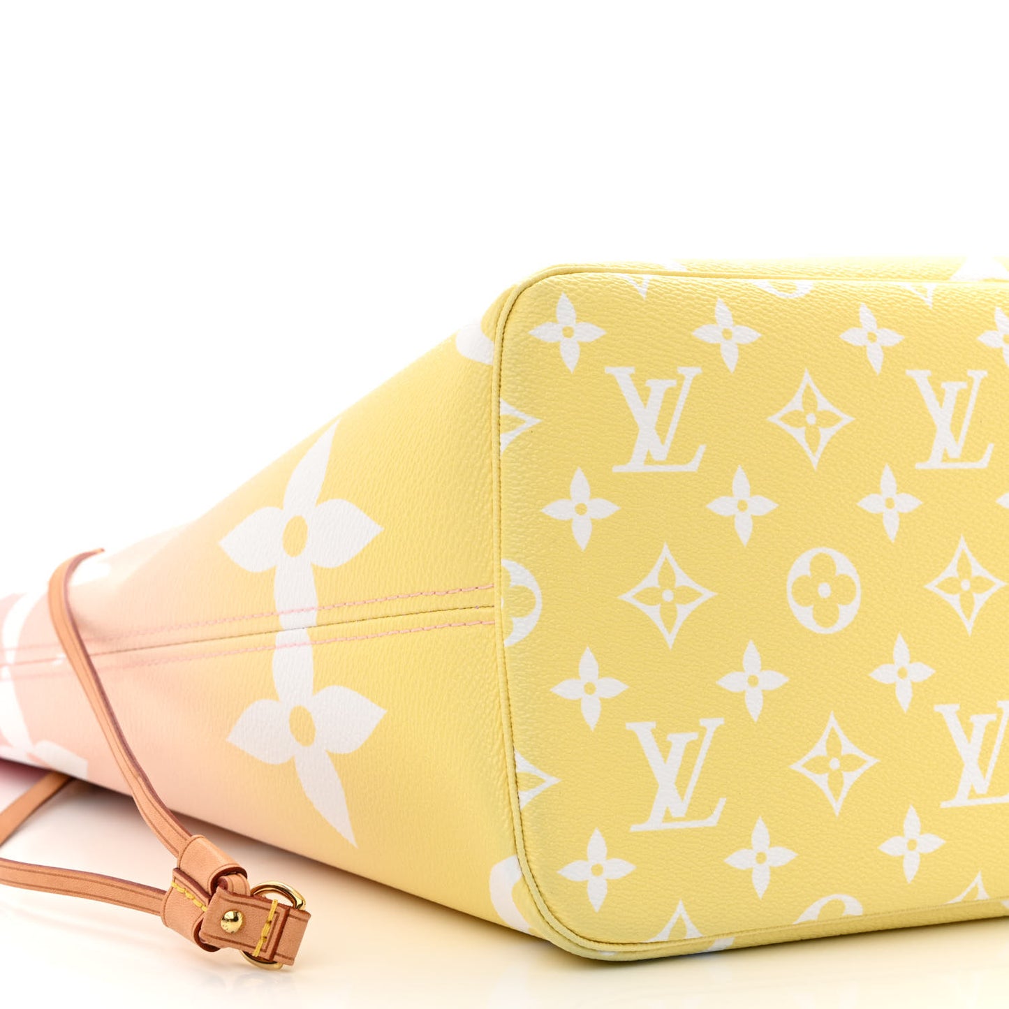 Monogram Giant By The Pool Neverfull MM Light Pink