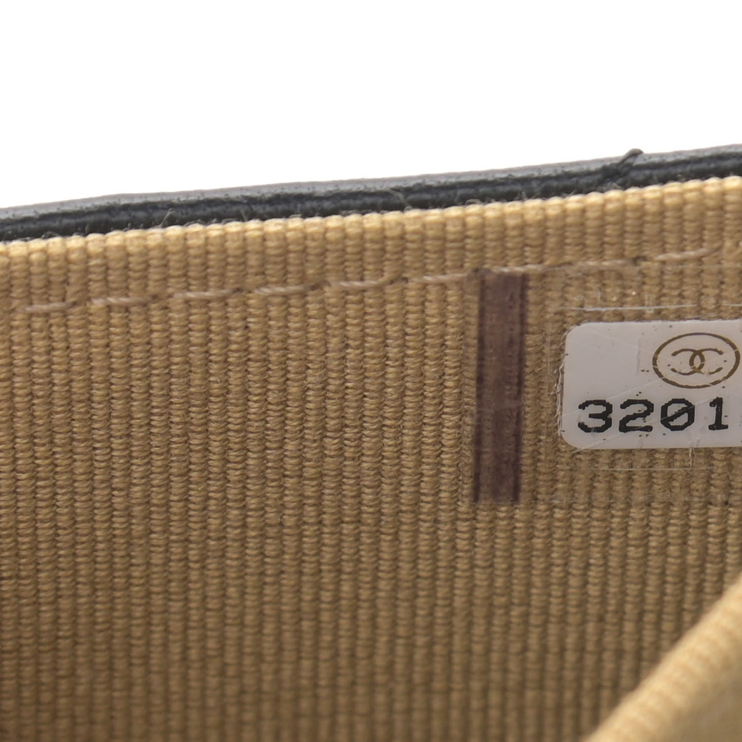 Lambskin Quilted Pearl Crush Clutch With Chain Black