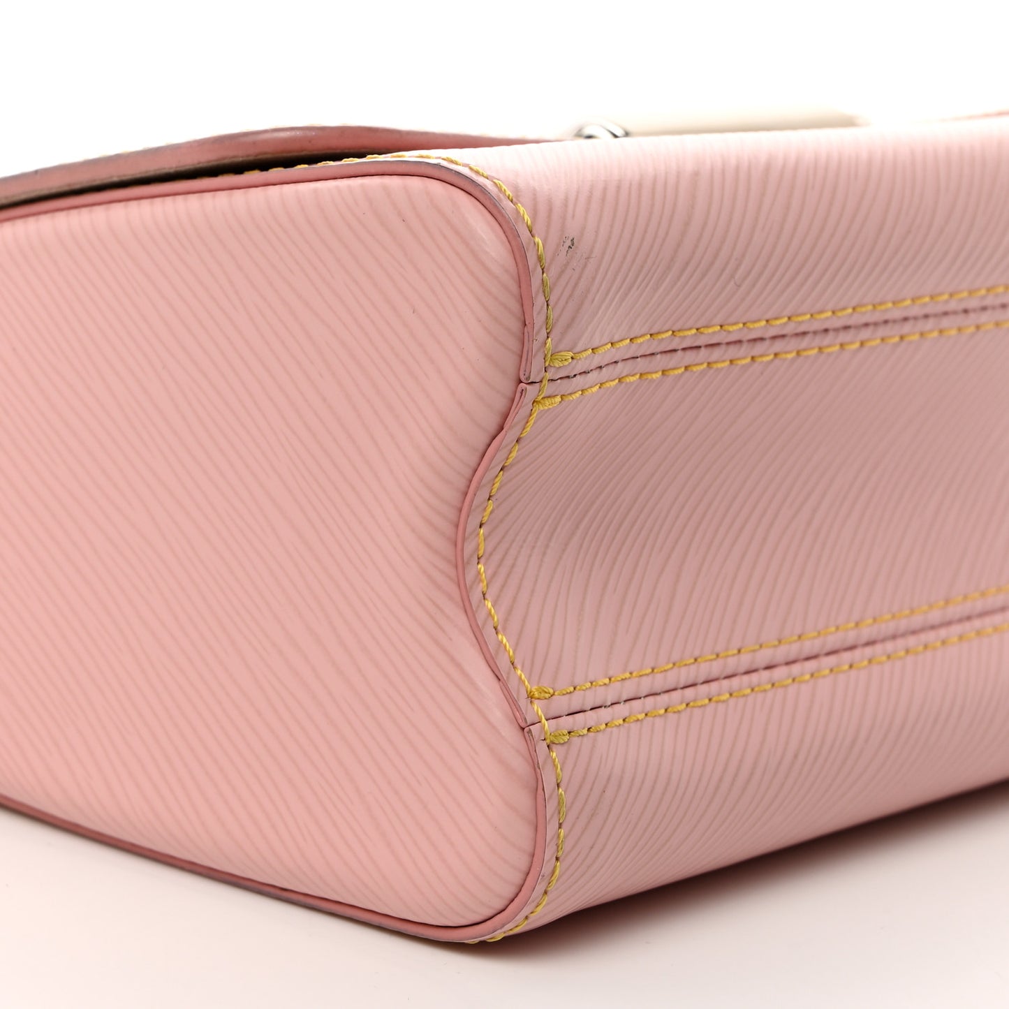 Epi Twist Shoulder Bag MM Rose Ballerine