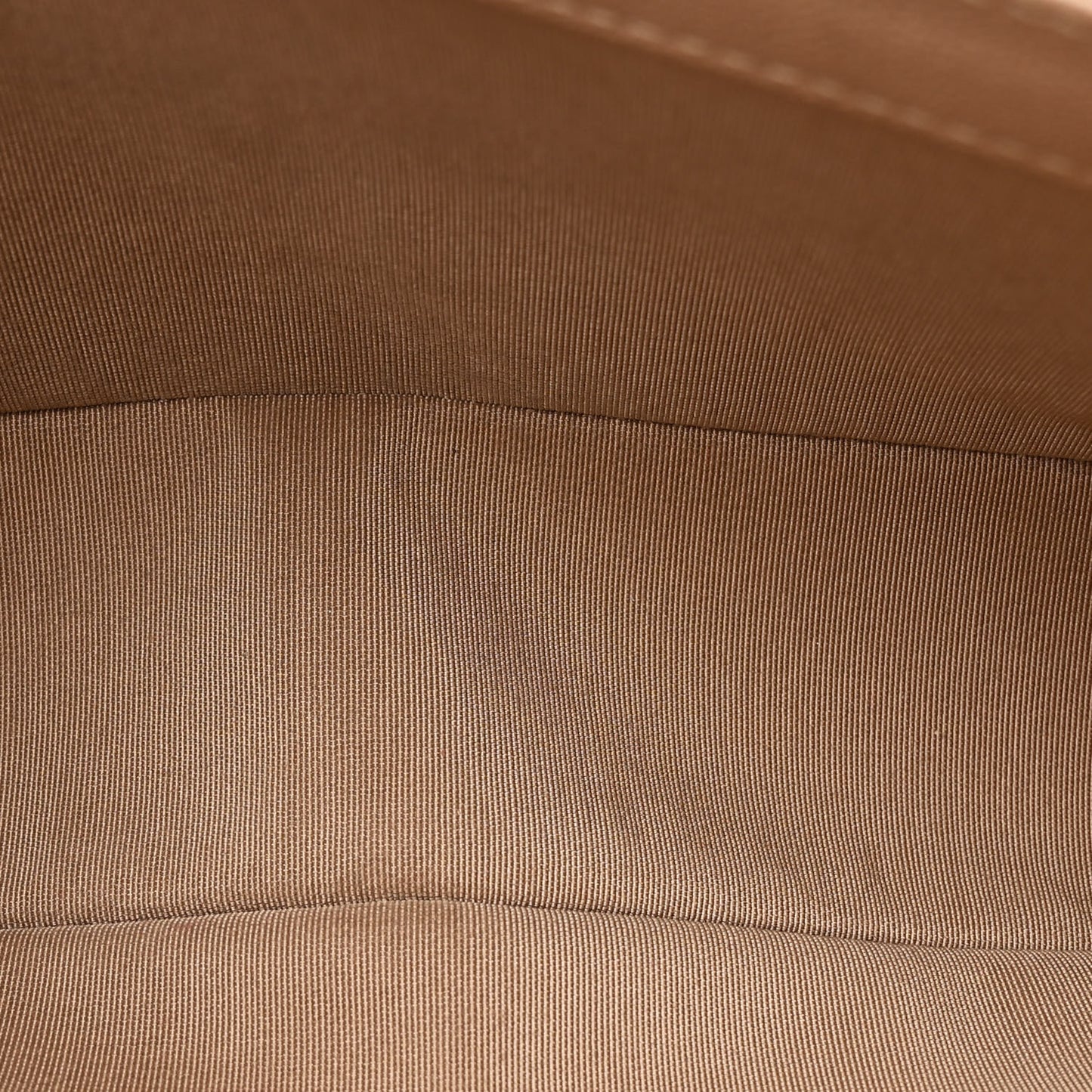 Caviar Quilted Medium Boy Flap Beige