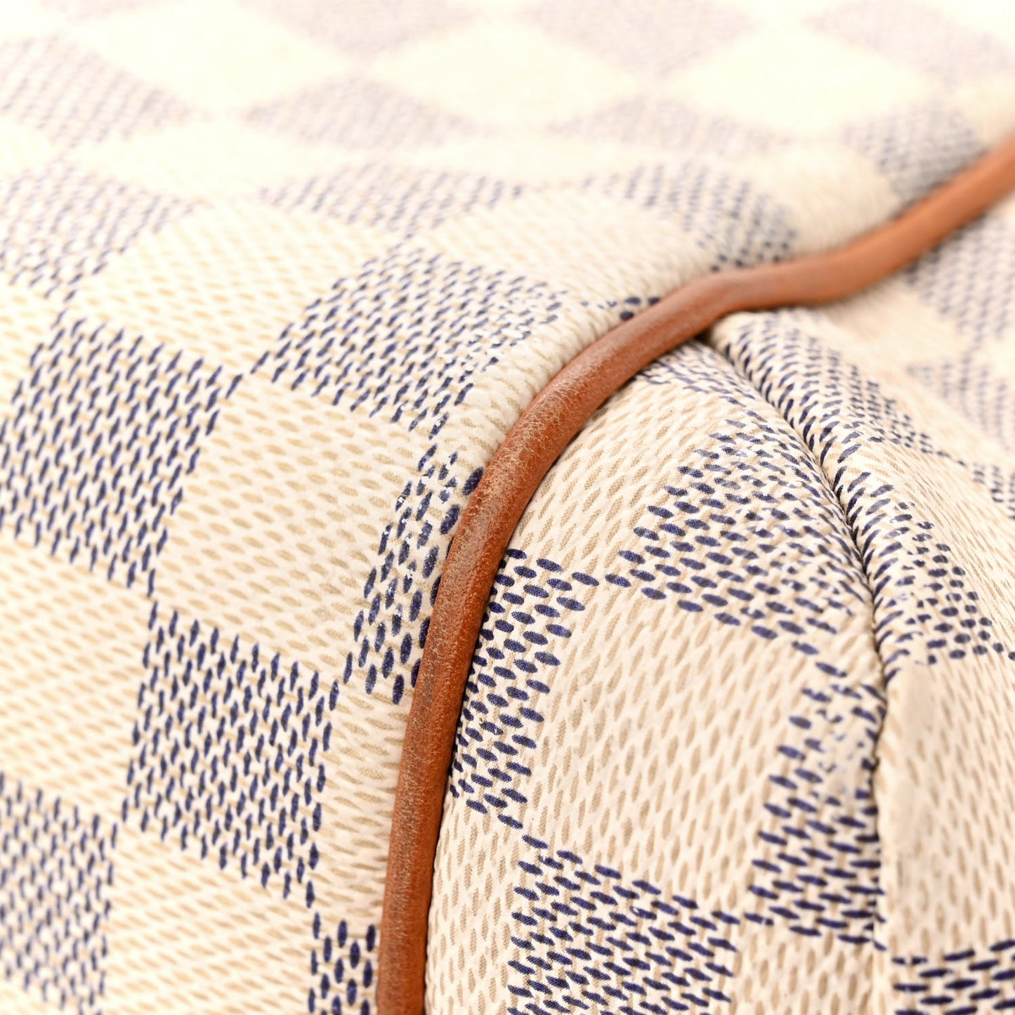 Damier Azur Totally MM