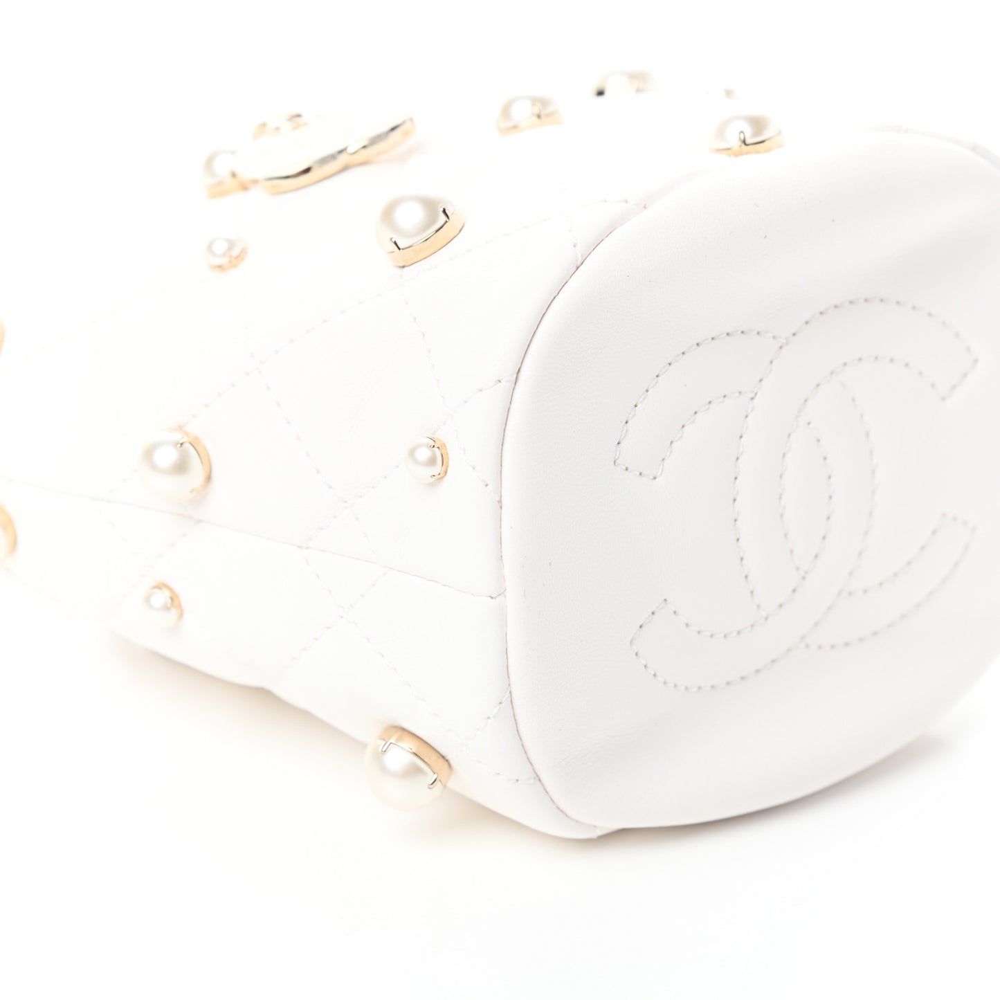 Lambskin Quilted Pearl Mini About Pearls Drawstring Bag White