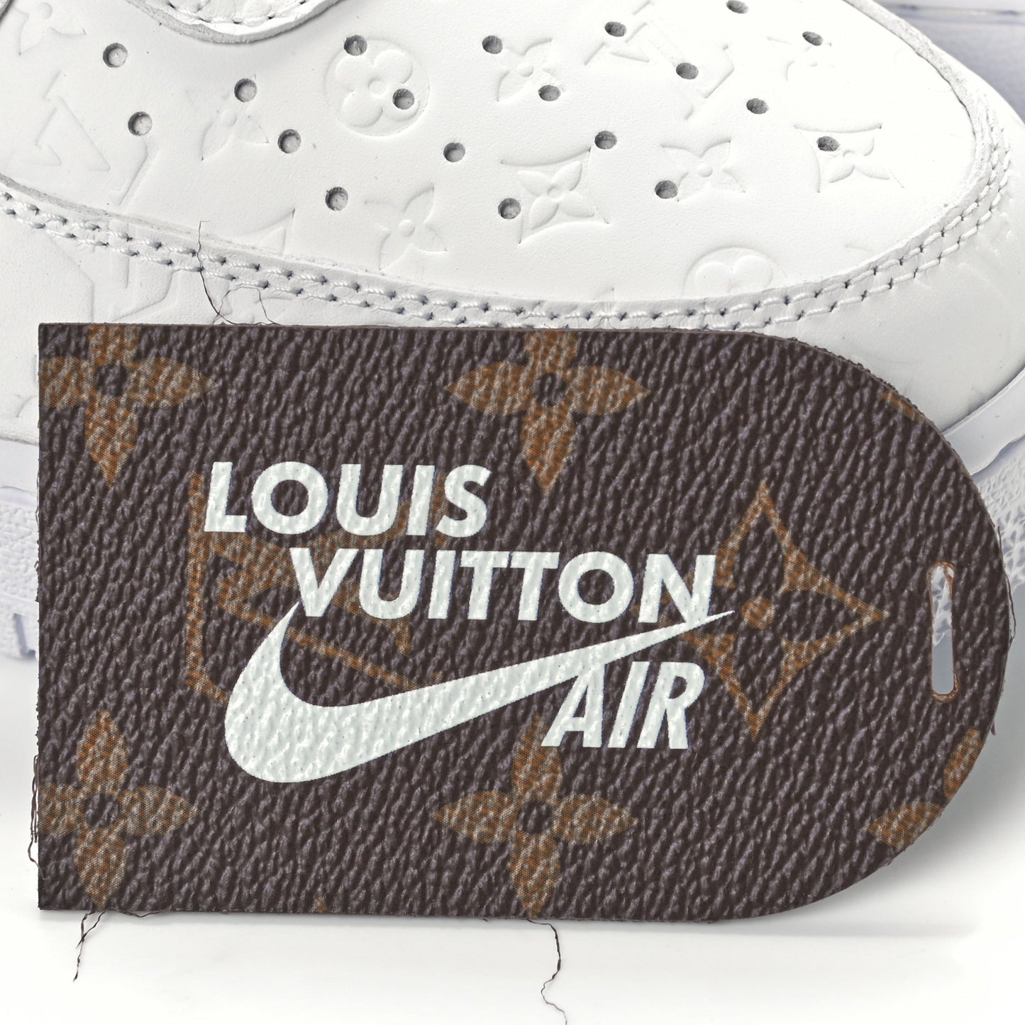 X NIKE AIR FORCE 1 Calfskin Monogram Mens Low Top Sneakers 7.5 White