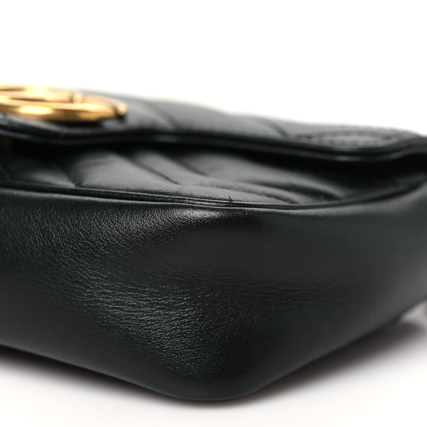 Calfskin Matelasse Super Mini GG Marmont Shoulder Bag Black