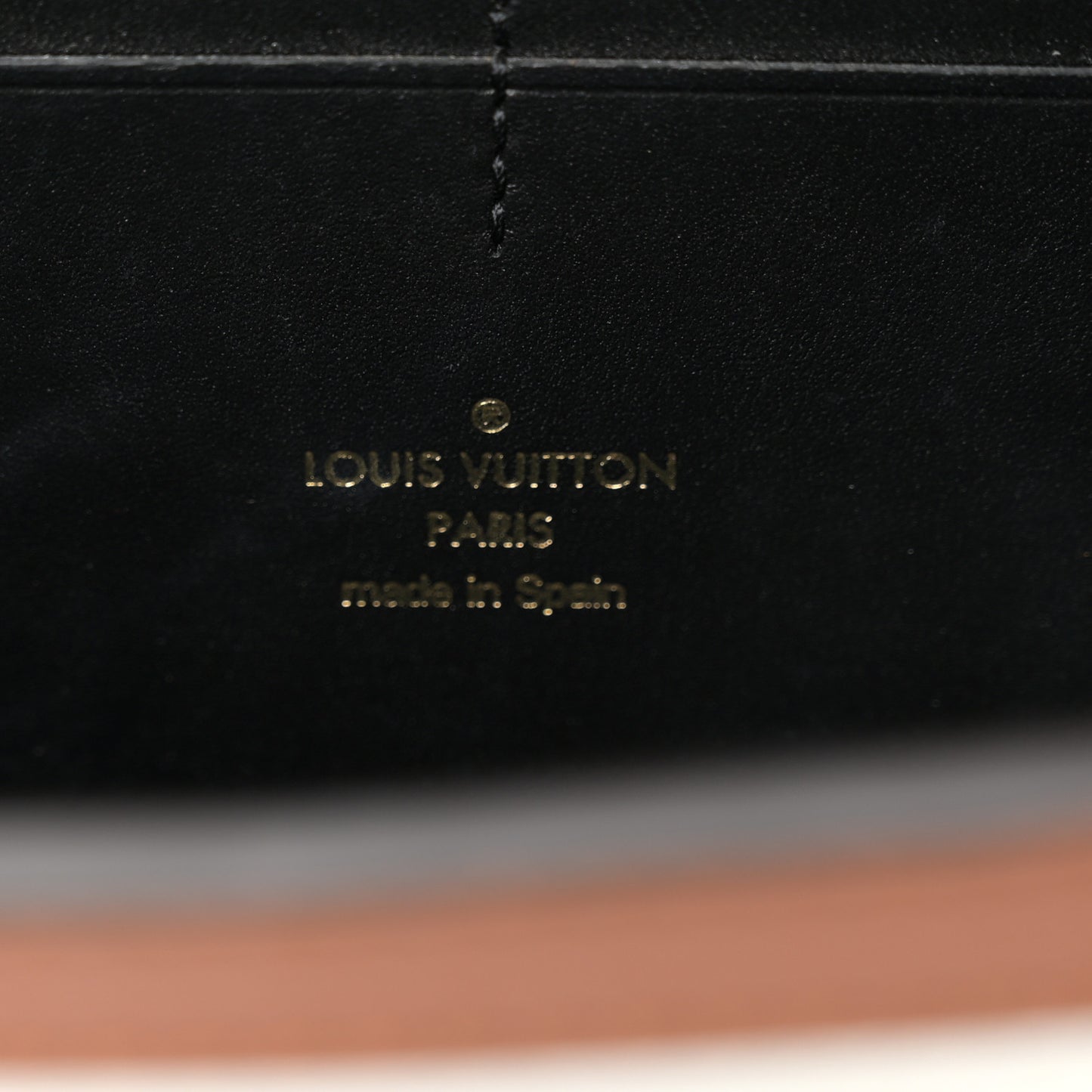 Taurillon Dauphine Bumbag Blackberry Snow
