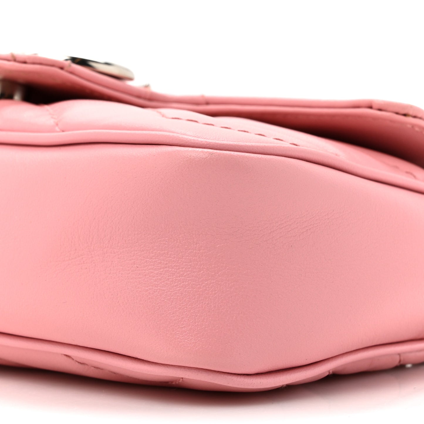 Calfskin Matelasse Super Mini GG Marmont Shoulder Bag Wild Rose