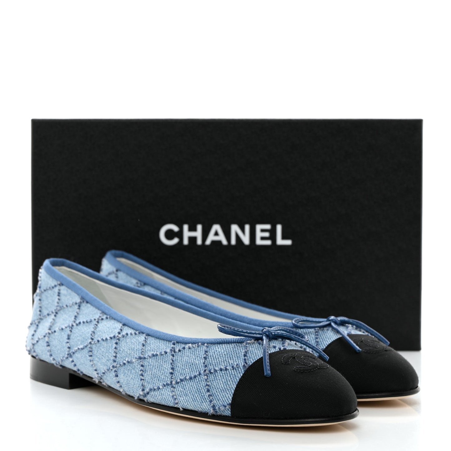 Denim Embroidered Grosgrain CC Cap Toe Ballerina Flats 40.5 Blue Black