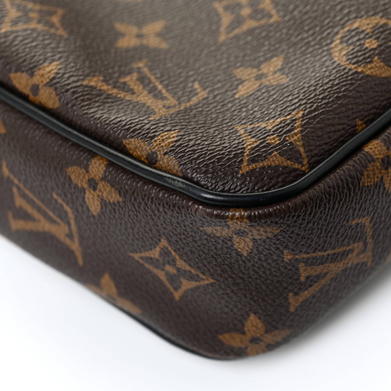 Louis Vuitton Monogram Macassar Porte-Documents Voyage PM 14 of 17