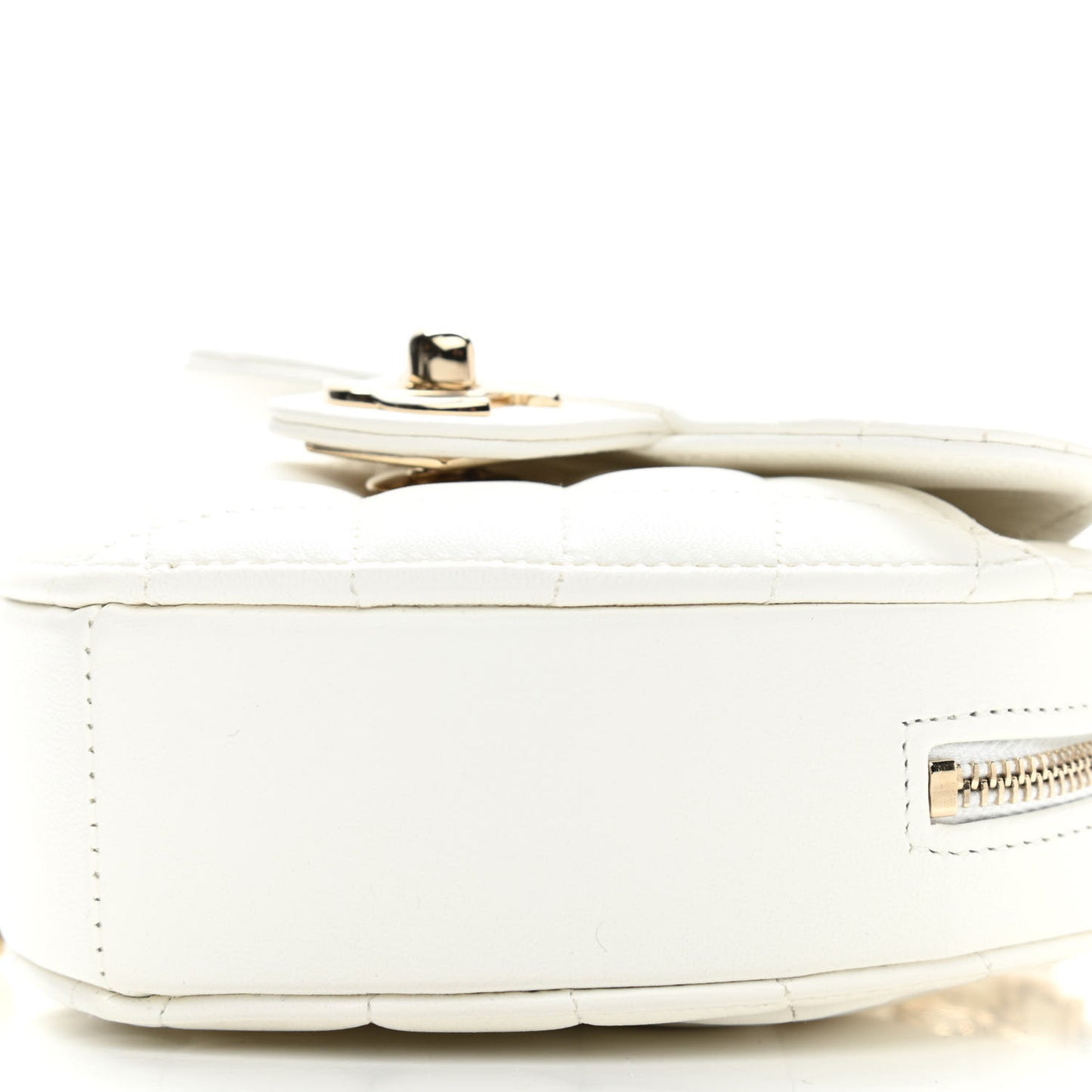 Lambskin Quilted CC In Love Heart Clutch With Chain White