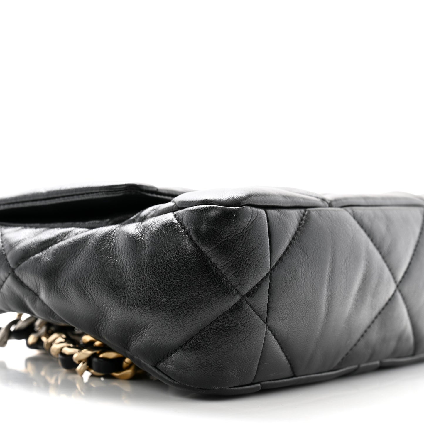 Goatskin Quilted Medium Chanel 19 Flap Black