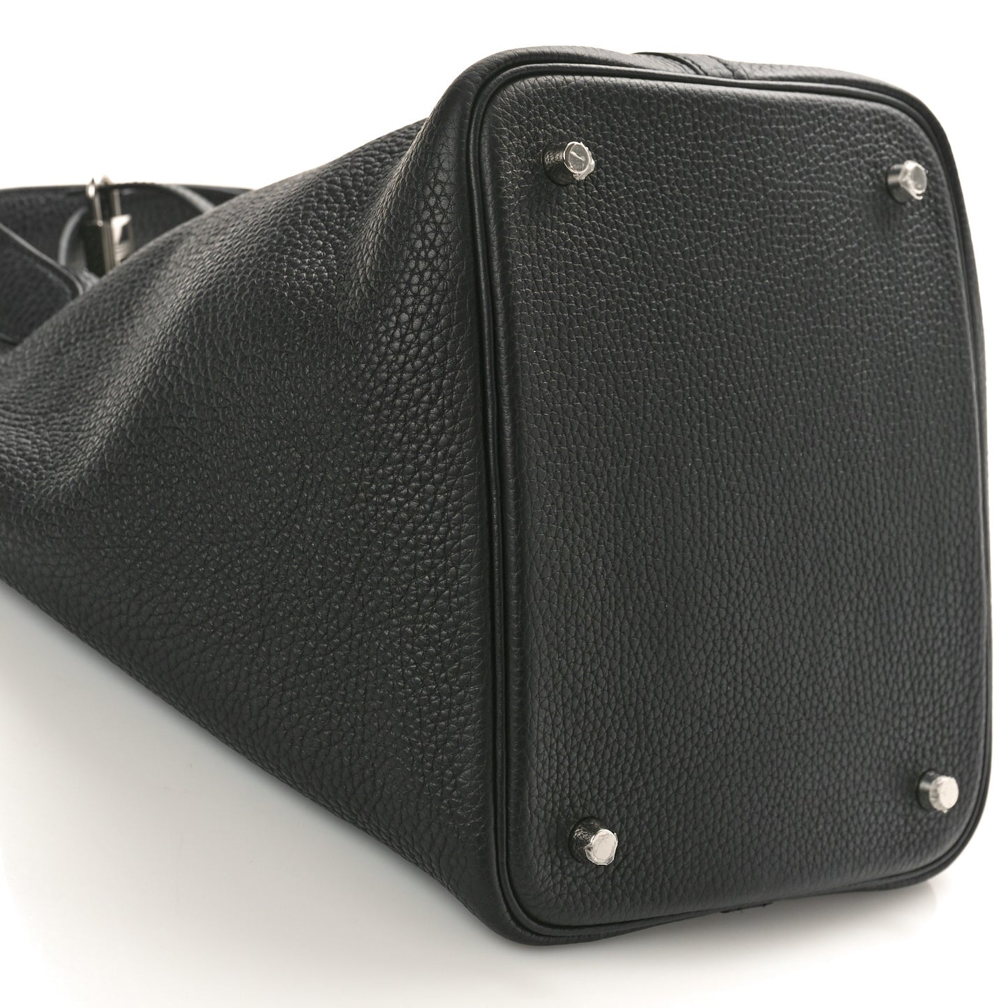 Taurillon Clemence Picotin Lock 22 MM Black