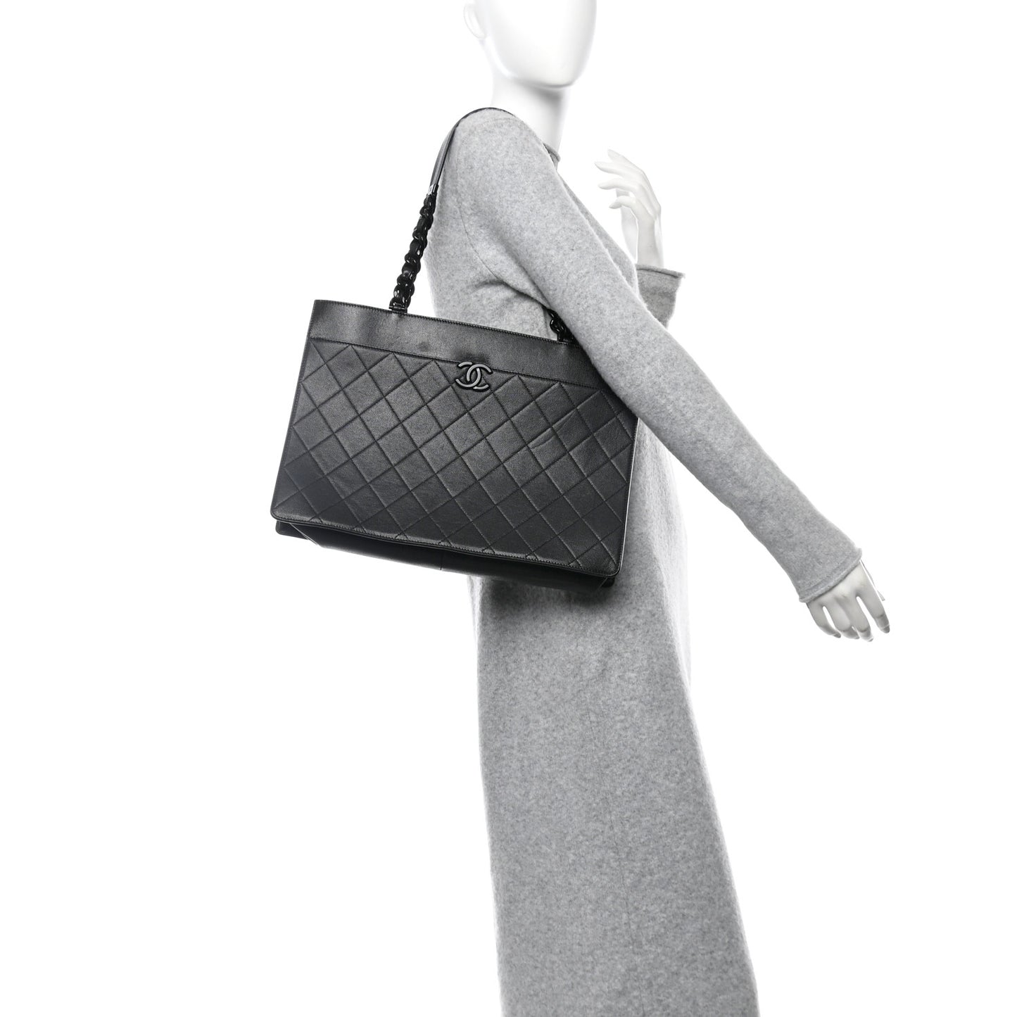 Caviar Quilted My Everything Large Shopping Tote Black