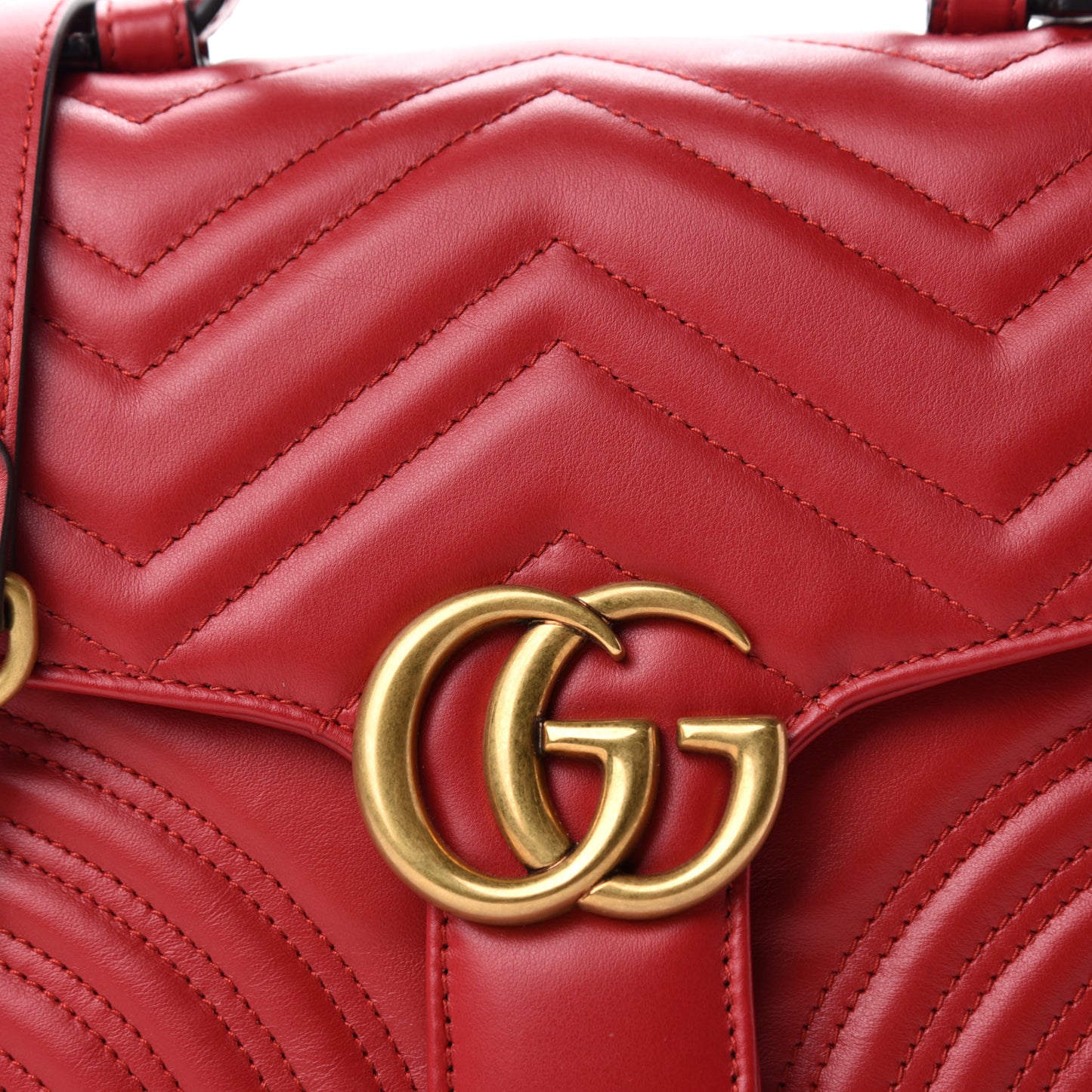 Calfskin Matelasse Small GG Marmont Top Handle Shoulder Bag Hibiscus Red