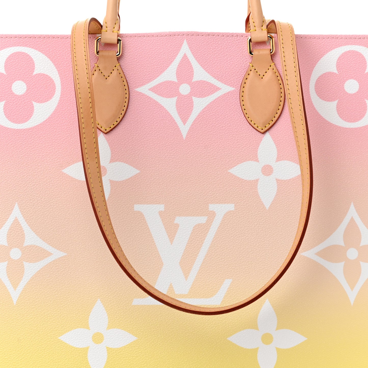 Monogram Giant By The Pool OnTheGo GM Light Pink