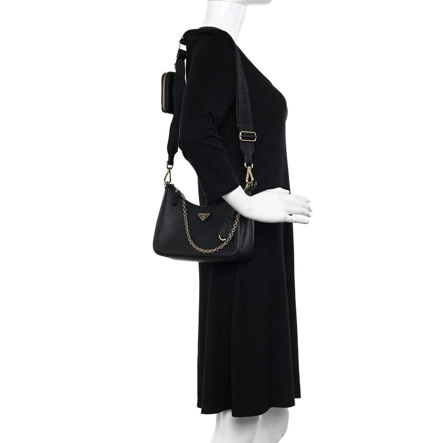 Saffiano Lux Re-Edition 2005 Shoulder Bag Black