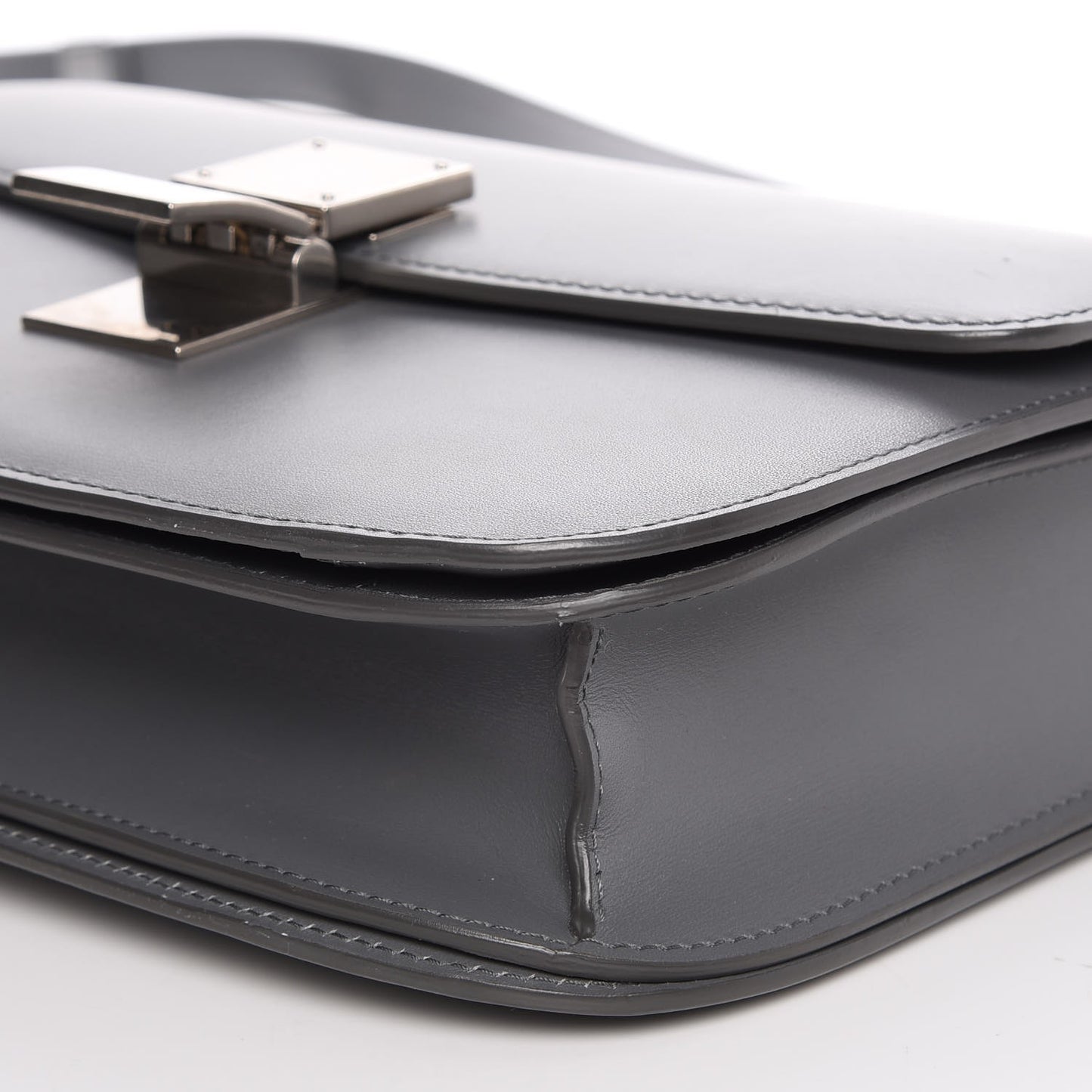 Box Calfskin Medium Classic Box Flap Bag Kohl