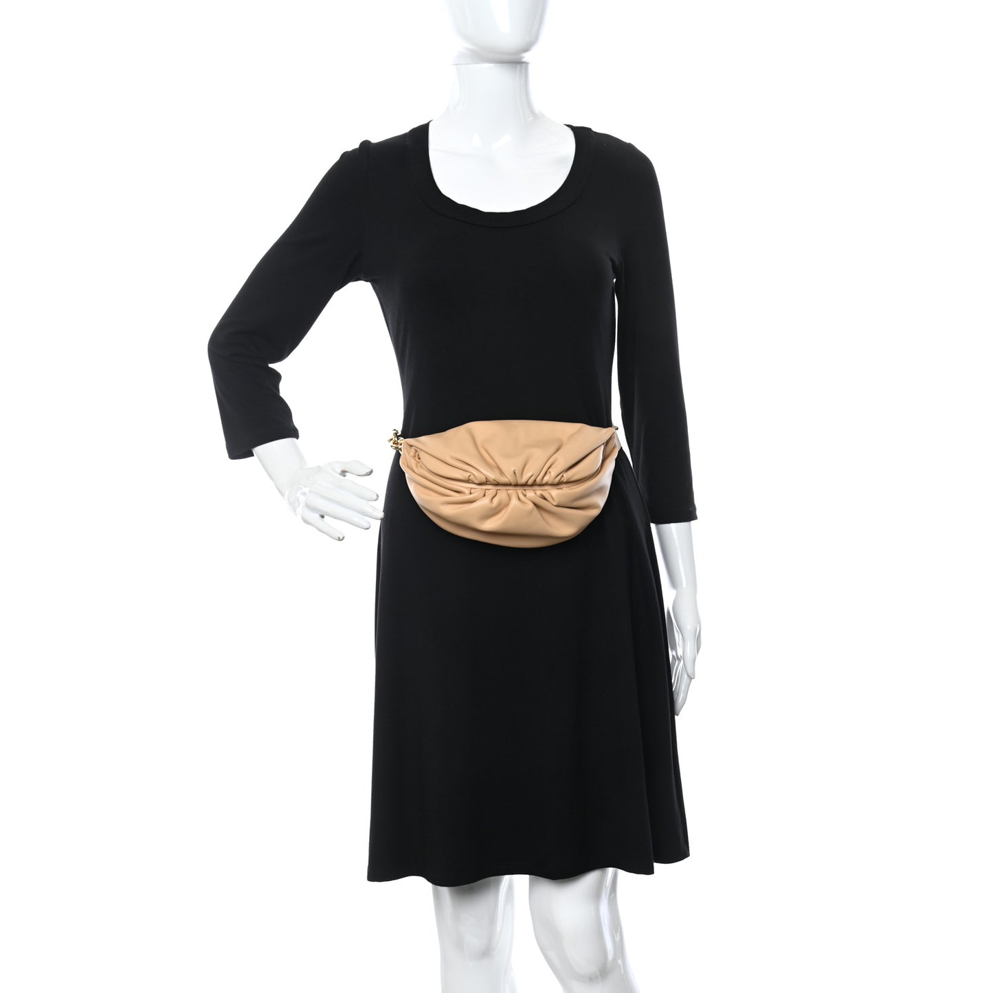 Nappa The Belt Chain Pouch Almond