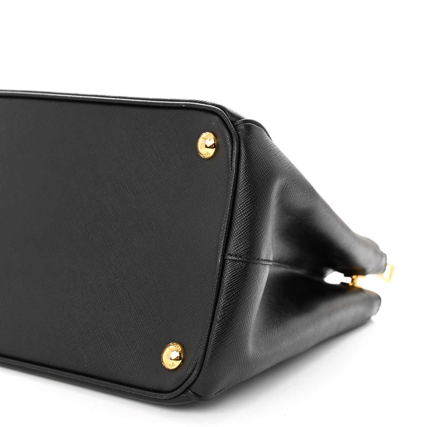 Saffiano Medium Galleria Double Zip Tote Black